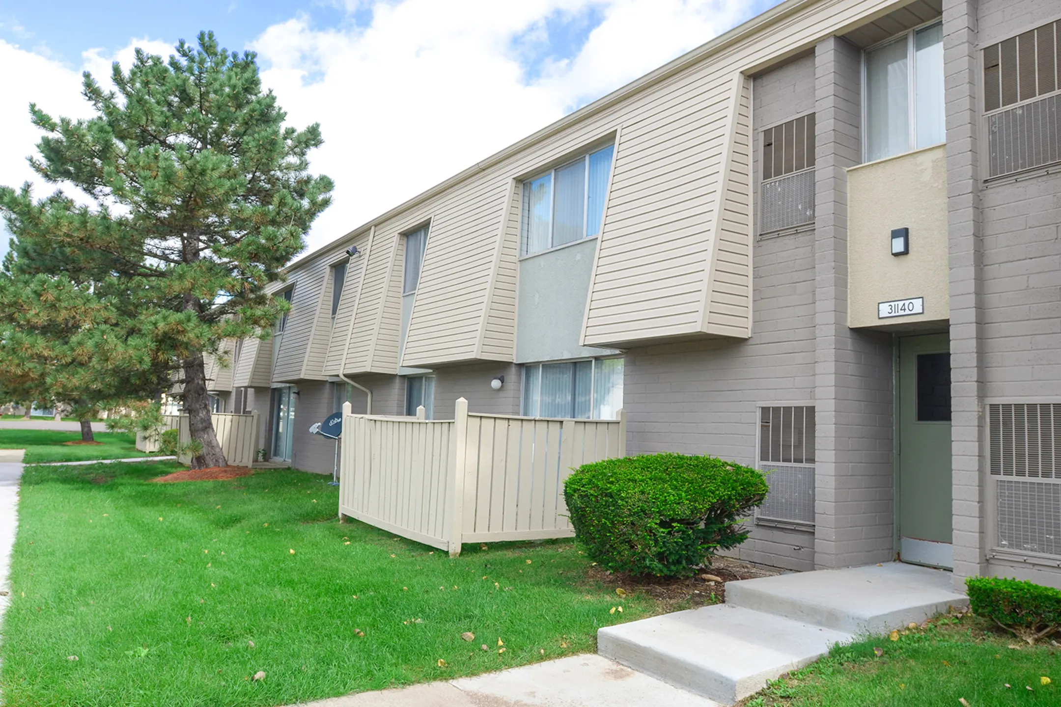 Waterview Farms Apartments Novi, MI 48377