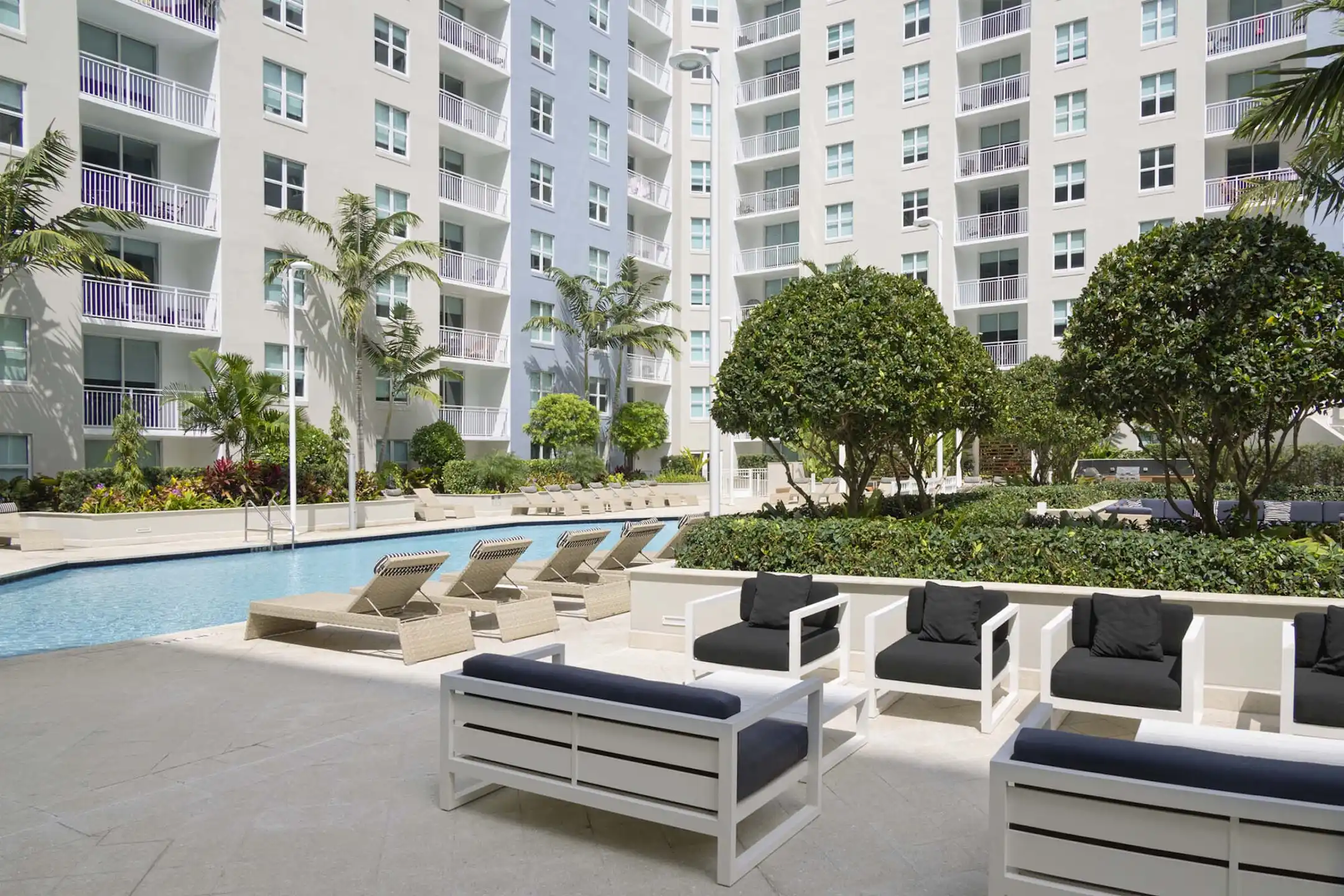 Camden Las Olas 501 SE 2nd St Fort Lauderdale, FL Apartments for