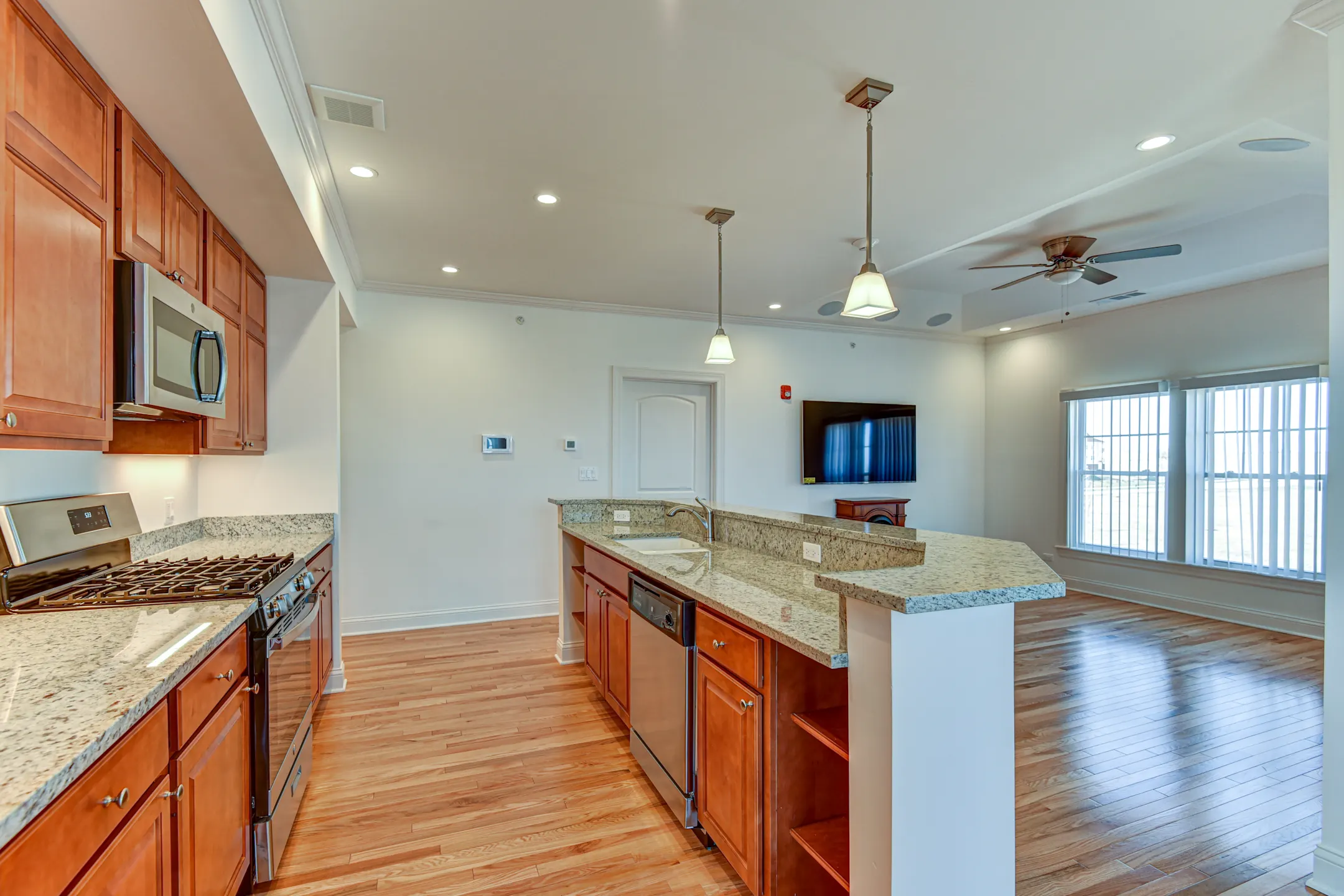 The Legacy Apartments Apartments Plainfield, IL 60585