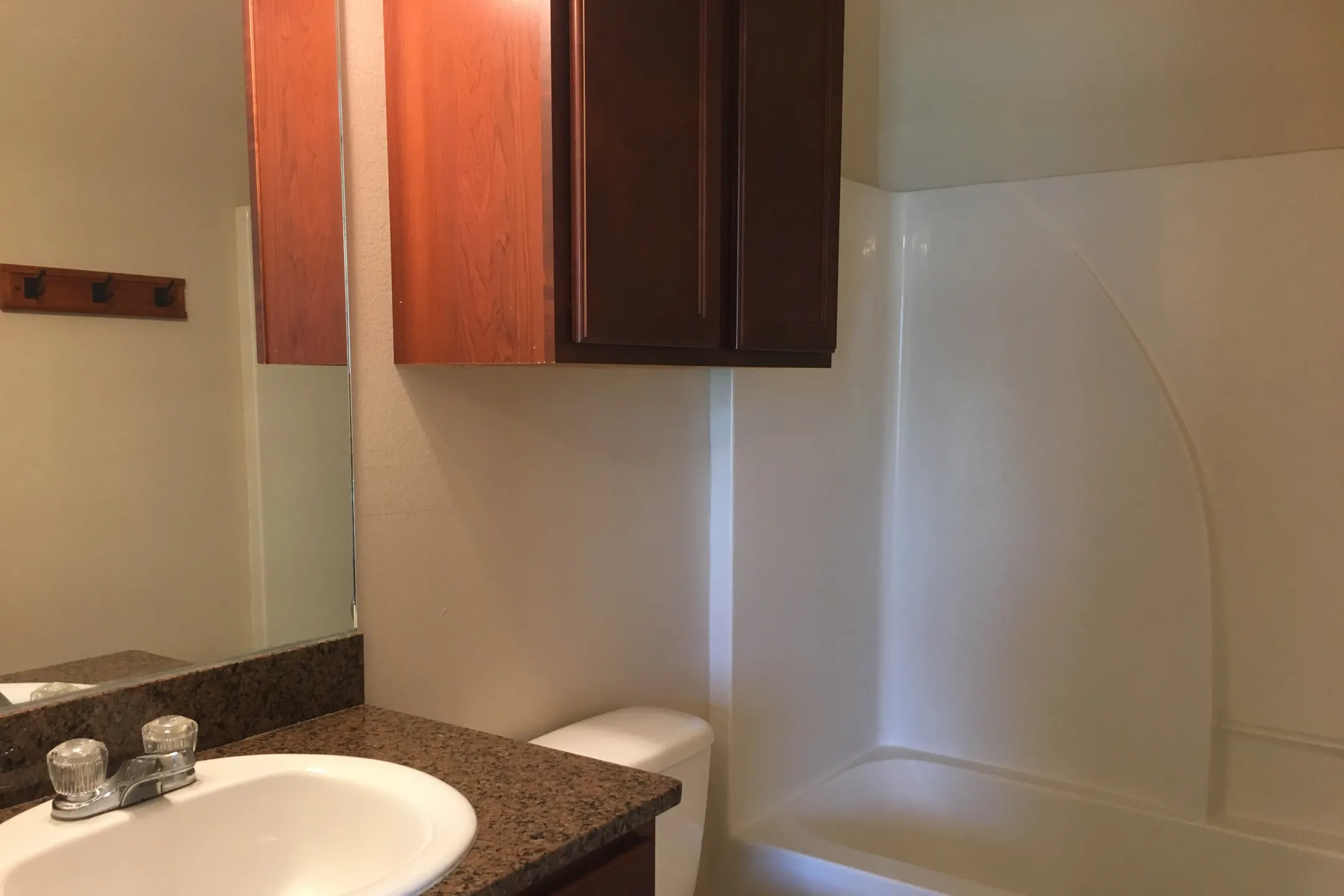 Bathroom - Richmond Ridge Townhomes - Bryan, TX
