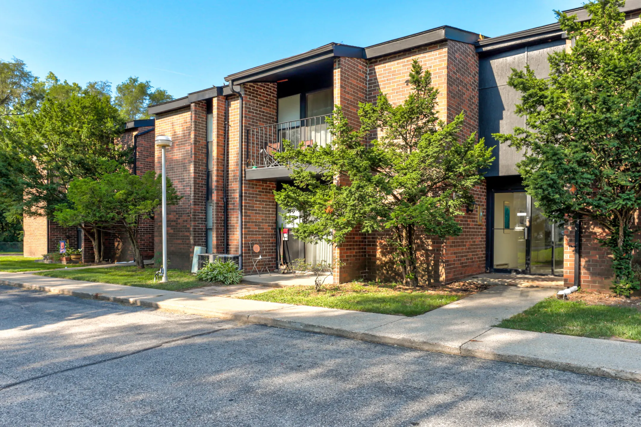 LaFonda Apartments 1021 North Rd Fenton, MI Apartments for Rent Rent.