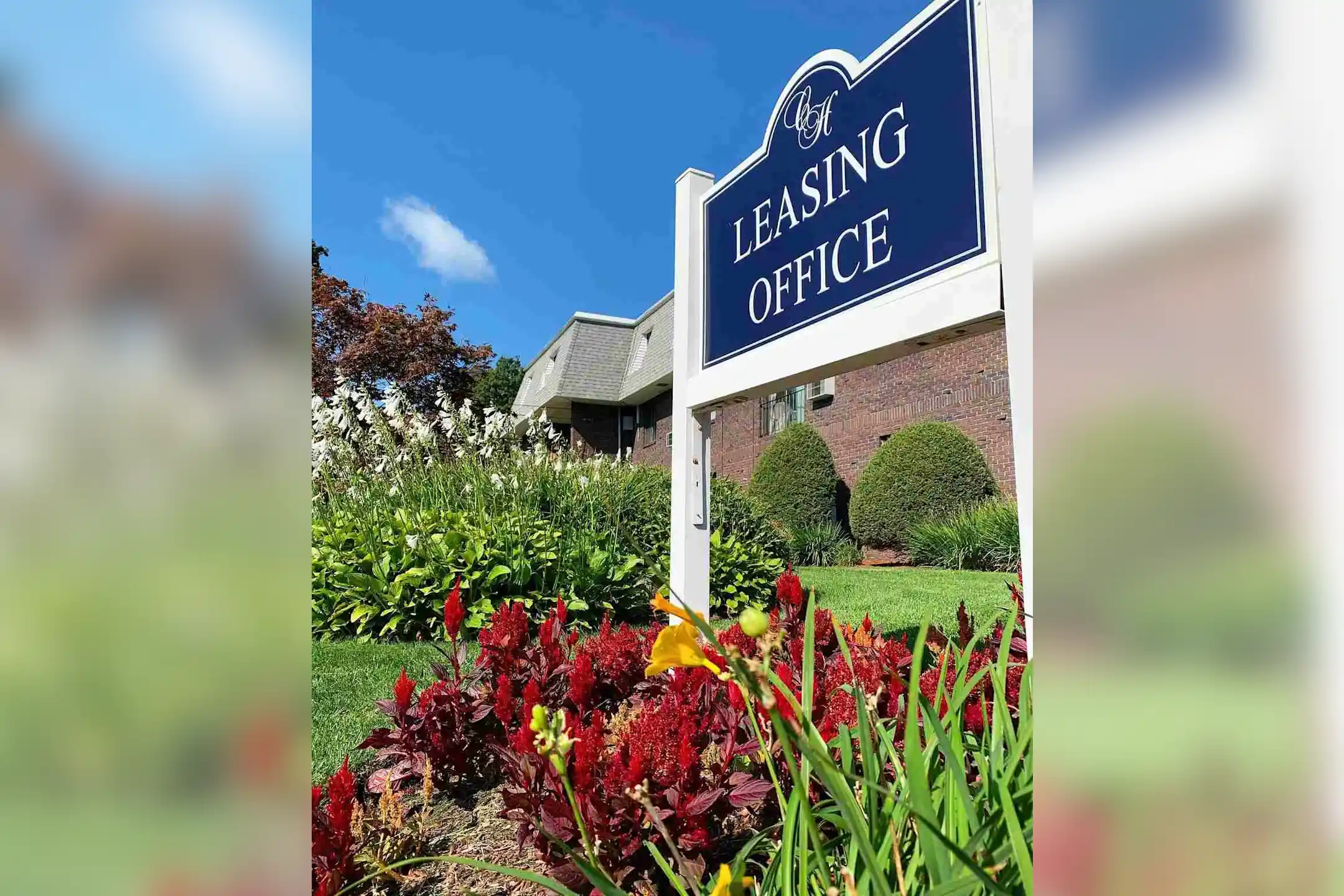 Coach House Apartments Chelmsford, MA 01824