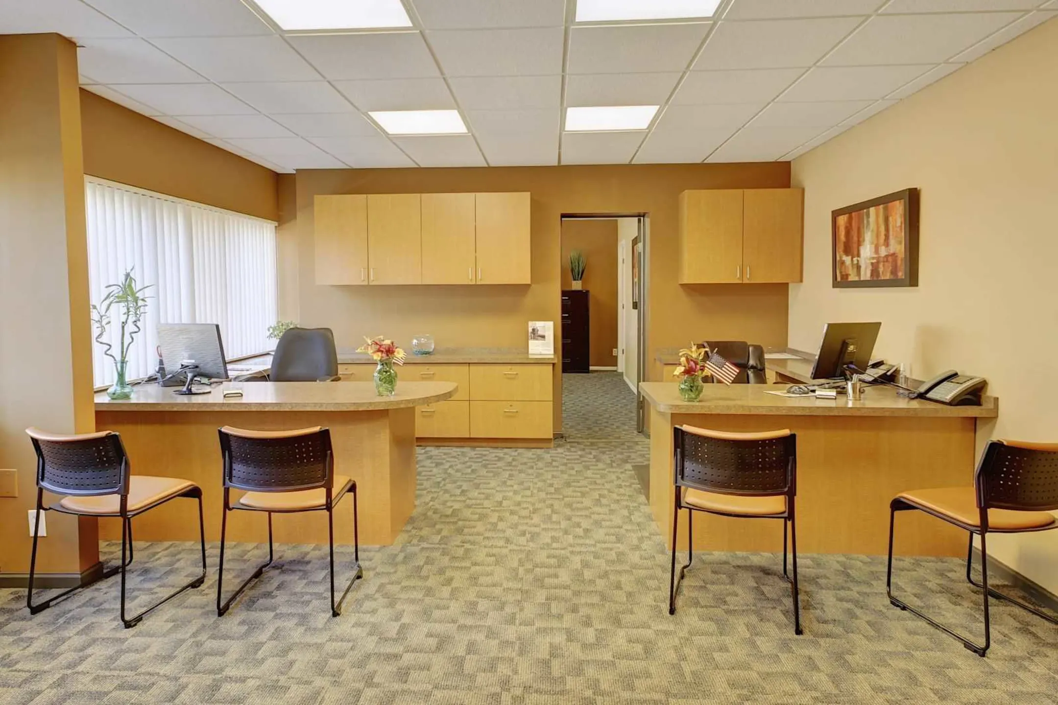 Leasing Office - Victoria Plaza - North Olmsted, OH