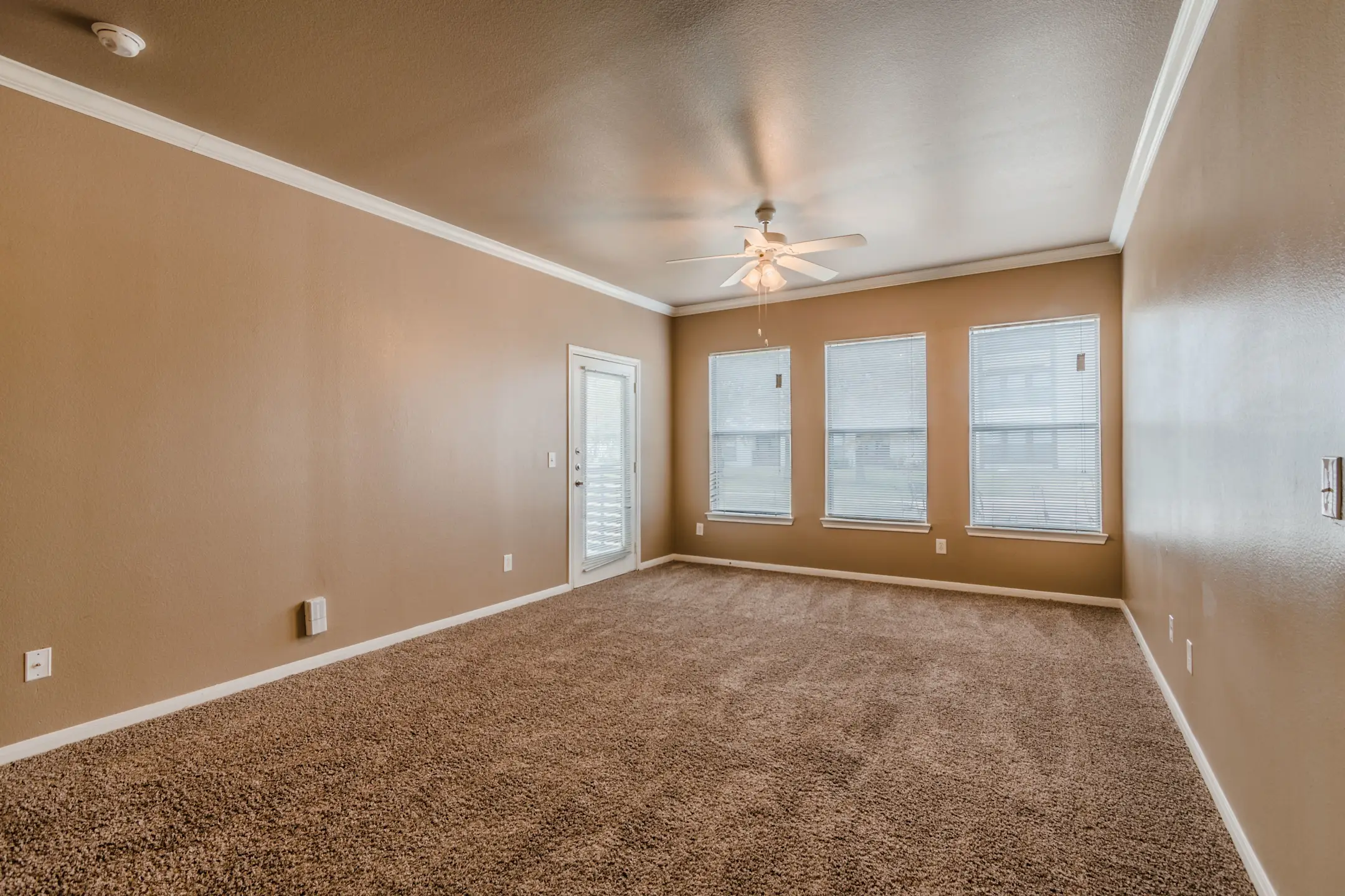Bedroom - Landings Of Carrier Parkway - Grand Prairie, TX
