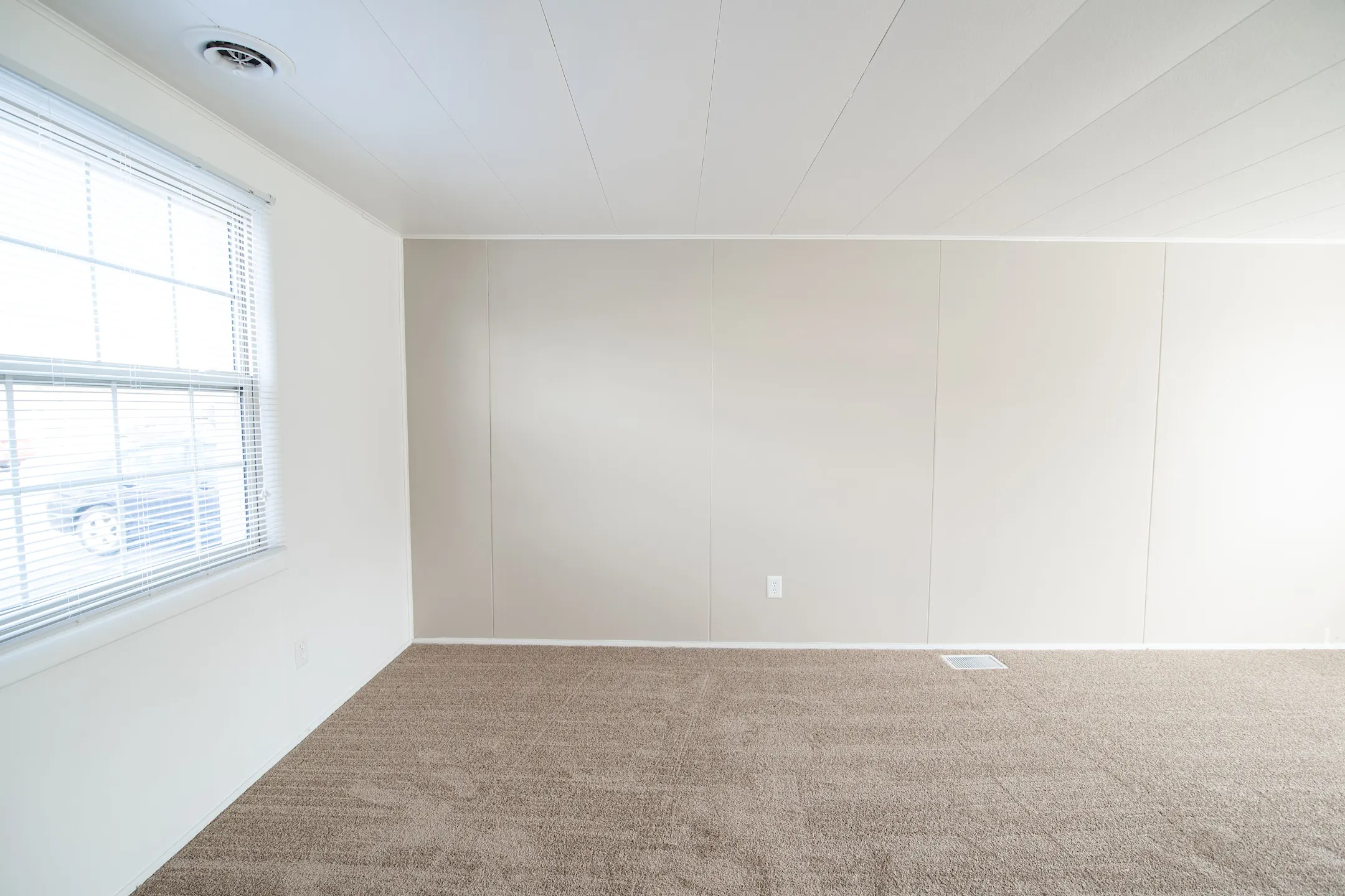 Saddle Club Townhomes Apartments Liverpool, NY 13090