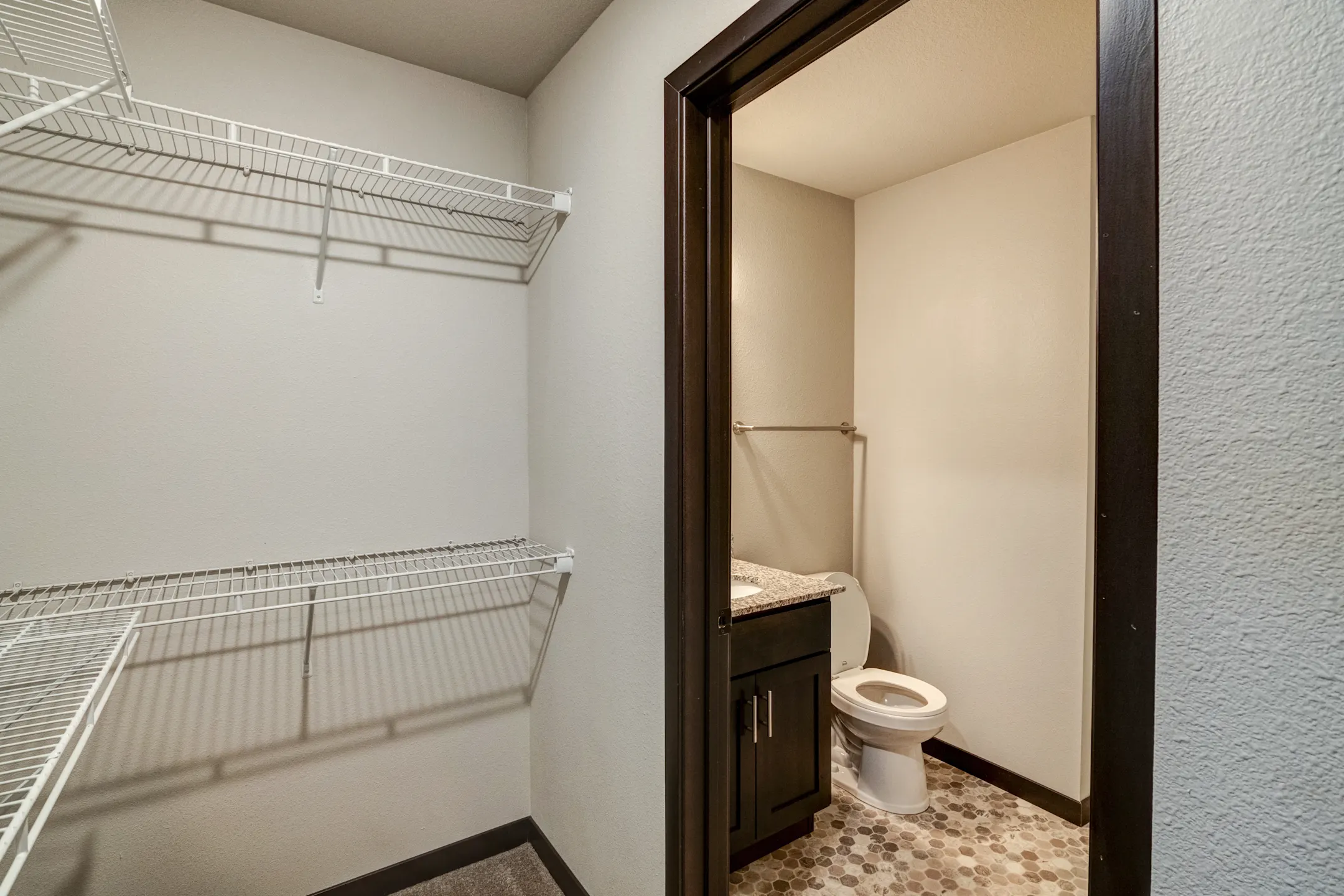 Falcon Heights Townhomes Apartments Rochester, MN 55904