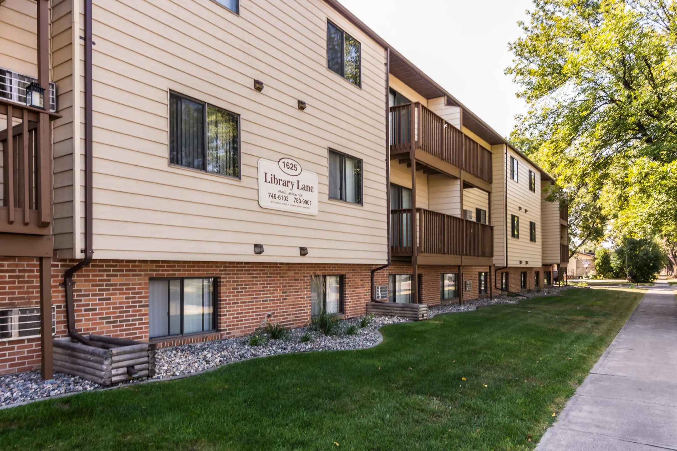 Library Lane Apartments - 2120 Library Lane | Grand Forks, ND for Rent ...