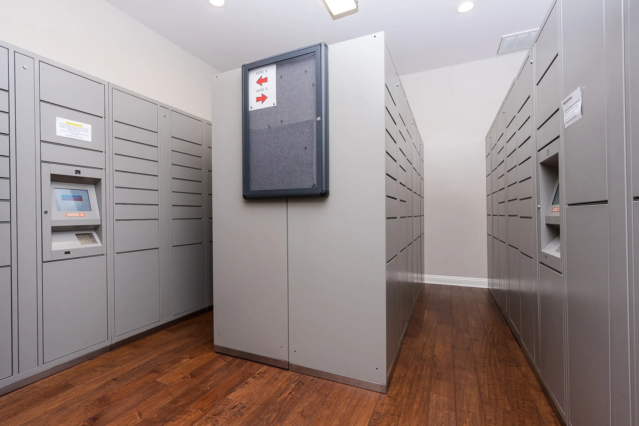 College Park Apartment Homes - Upland, CA