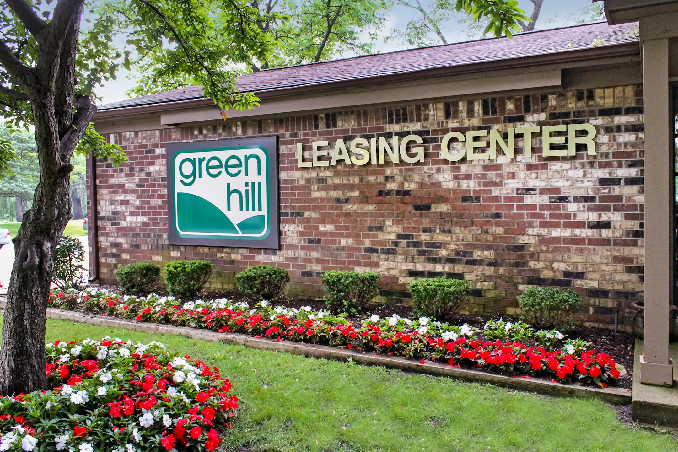 Green Hill Apartments 22225 Green Hill Rd Farmington Hills, MI
