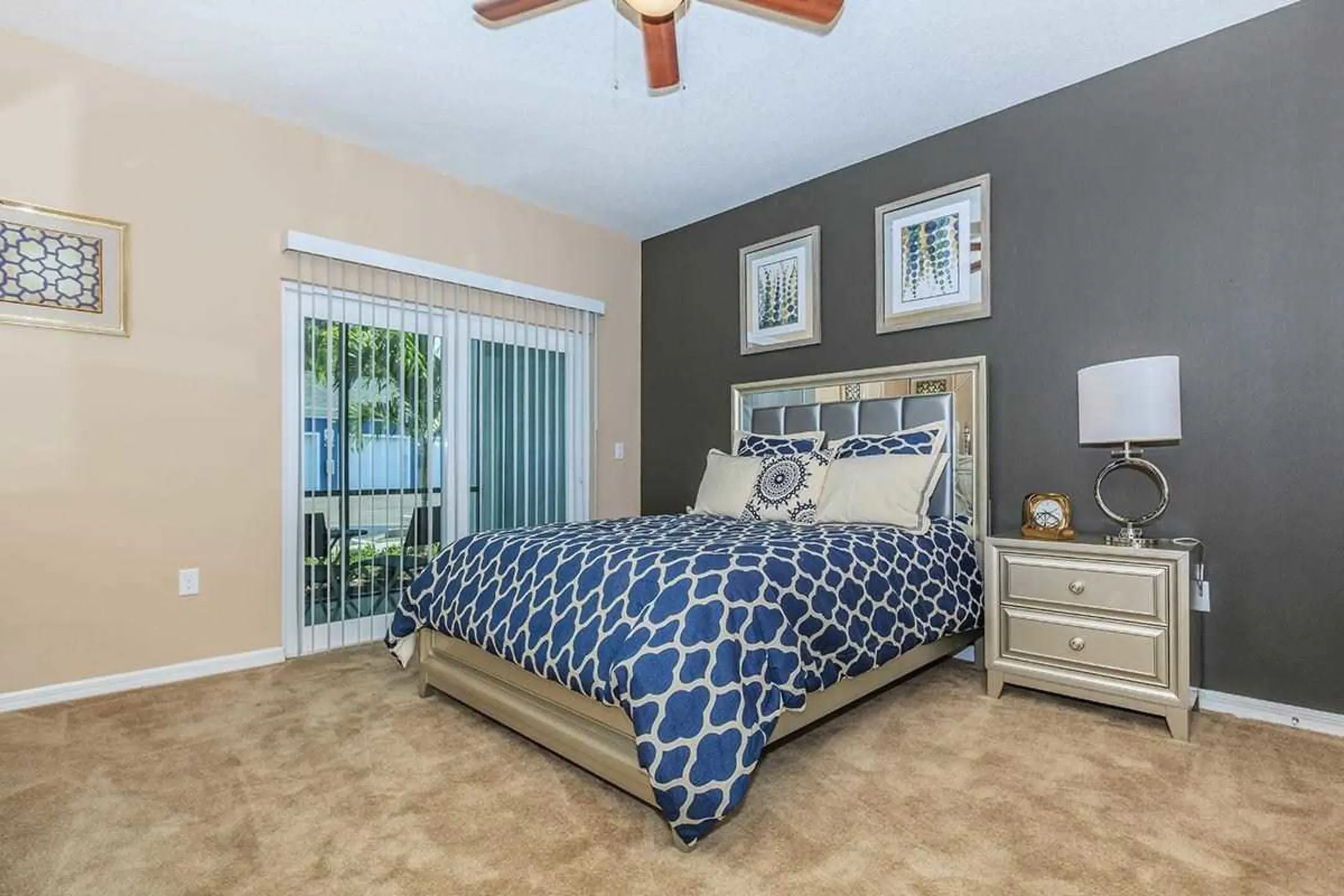 Bedroom - Fountain Lake Apartments - Bradenton, FL