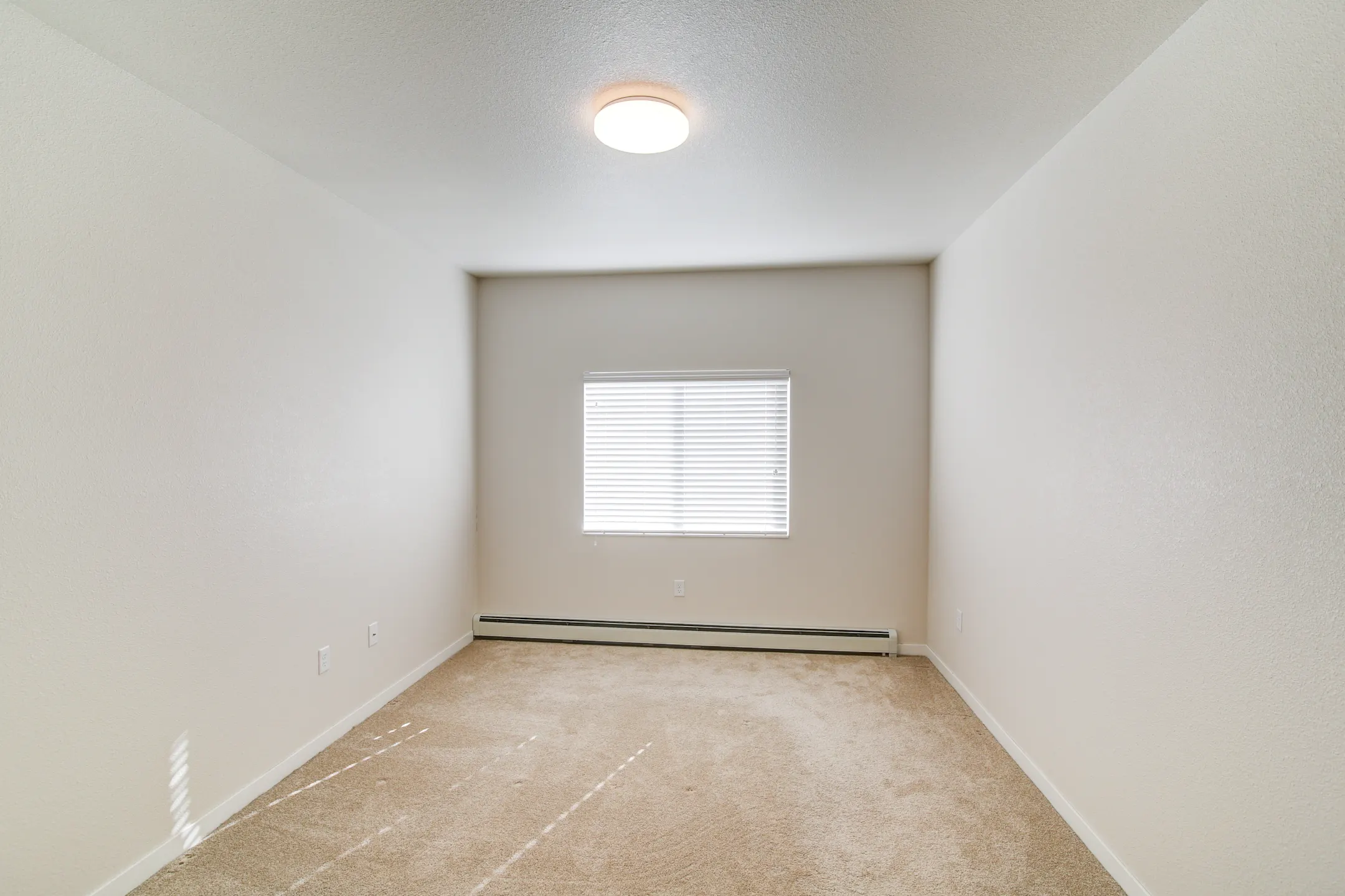 Woodbridge Apartments Apartments Bismarck, ND 58504