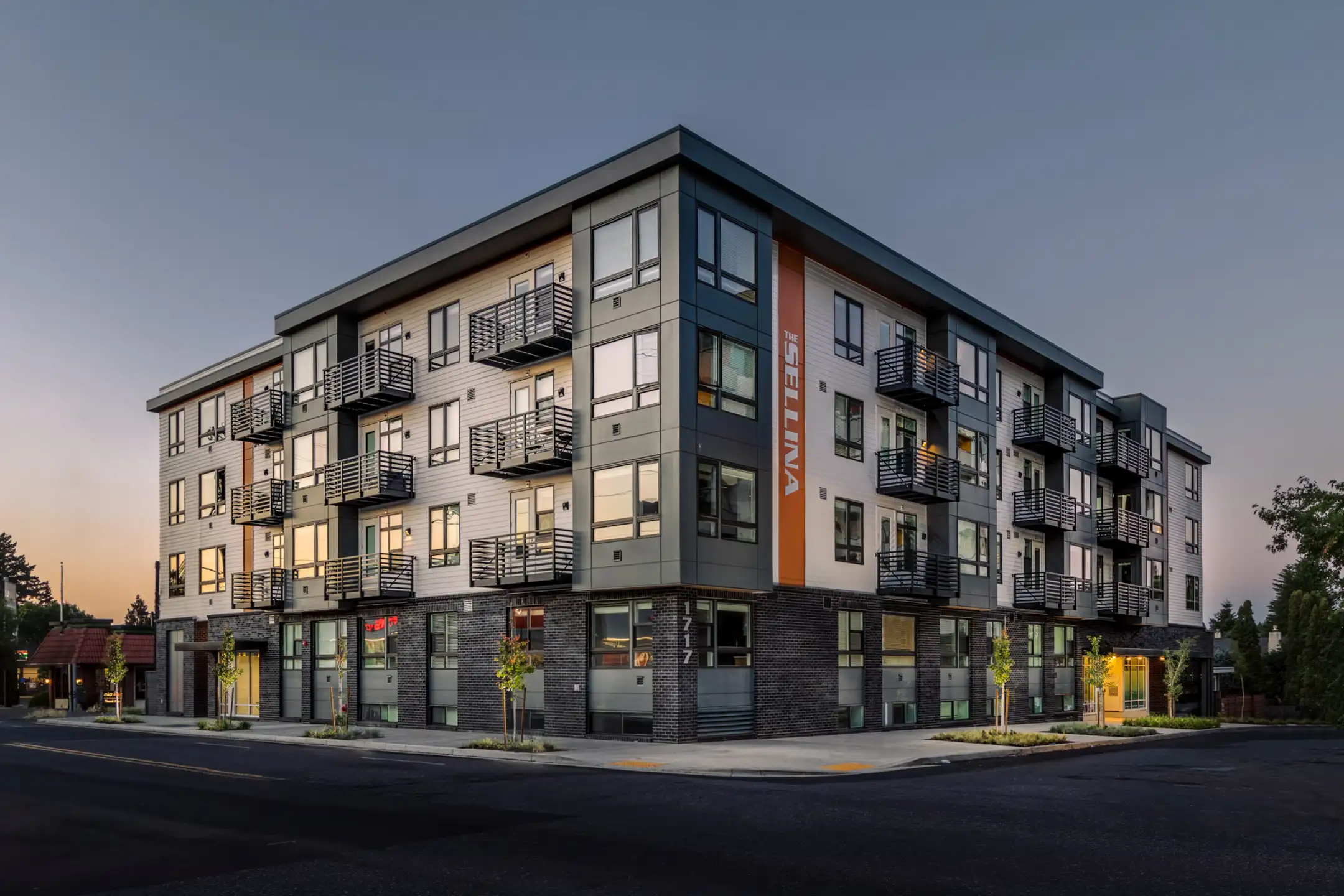 Building - The Sellina - Portland, OR