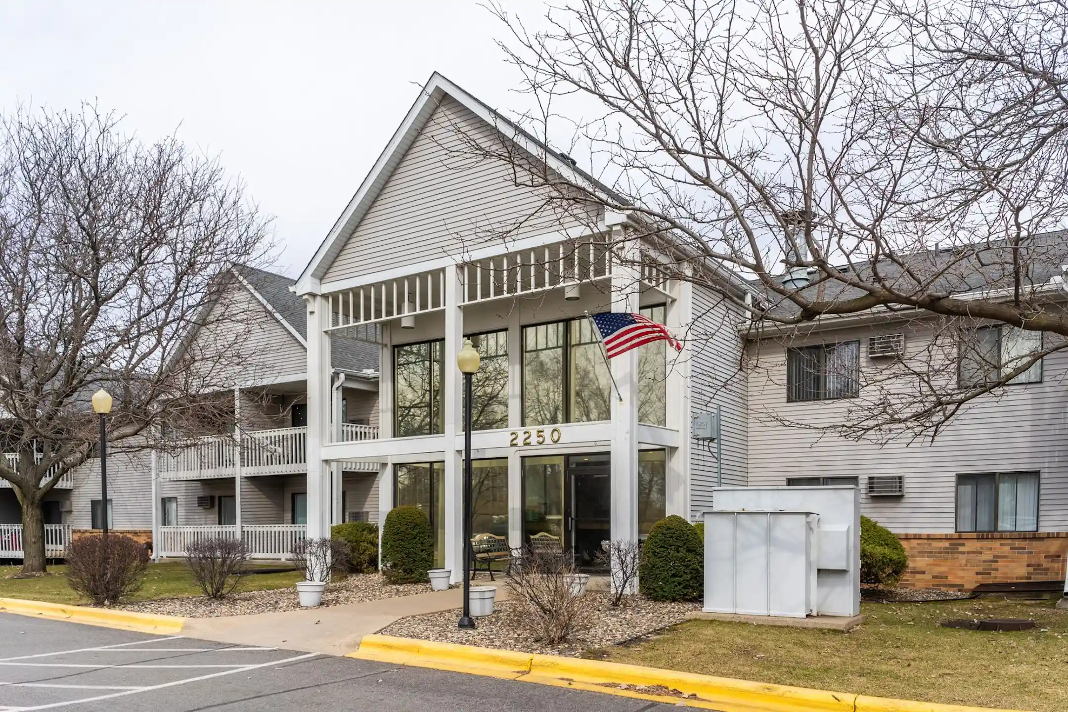 Victoria Place - 2250 Victoria St N | Roseville, MN Apartments for Rent 