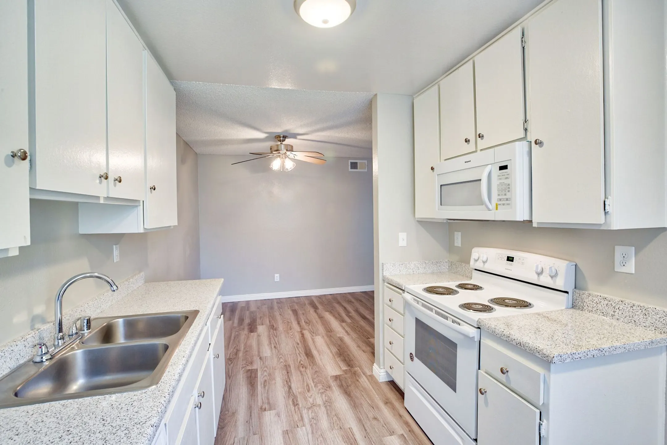 Citrus Park Apartment Homes Apartments West Covina, CA 91791