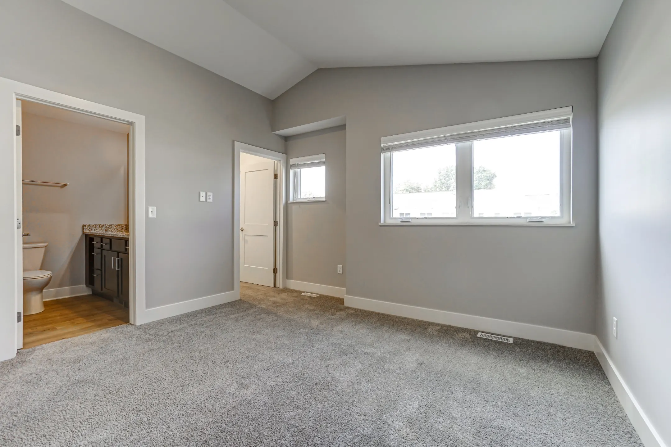 Preserve Townhomes 14840 Cleveland St. Spring Lake, MI Townhomes