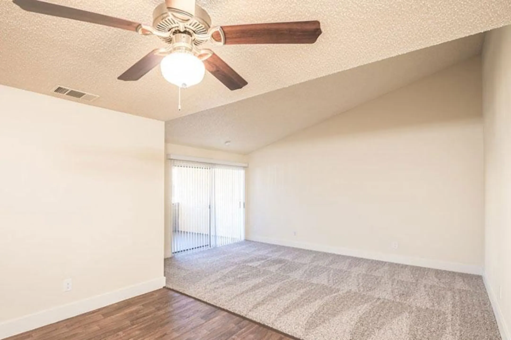 Parc Claremont Apartments Apartments Upland, CA 91786