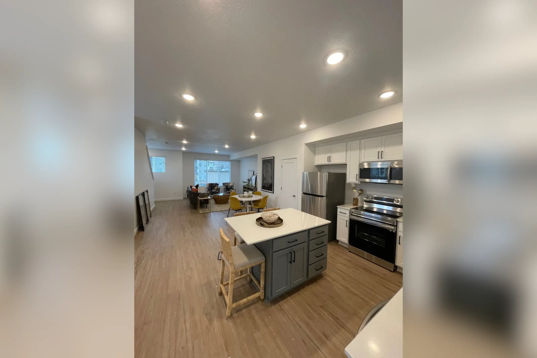 Station Parkway Townhomes Townhomes Farmington, UT 84025