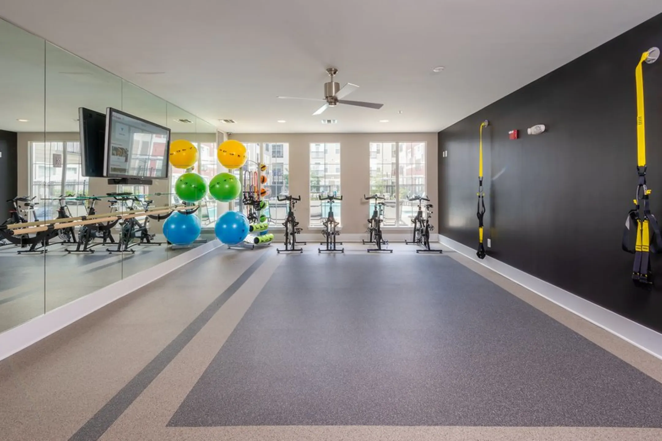 Fitness Weight Room - Bell Annapolis on West - Annapolis, MD