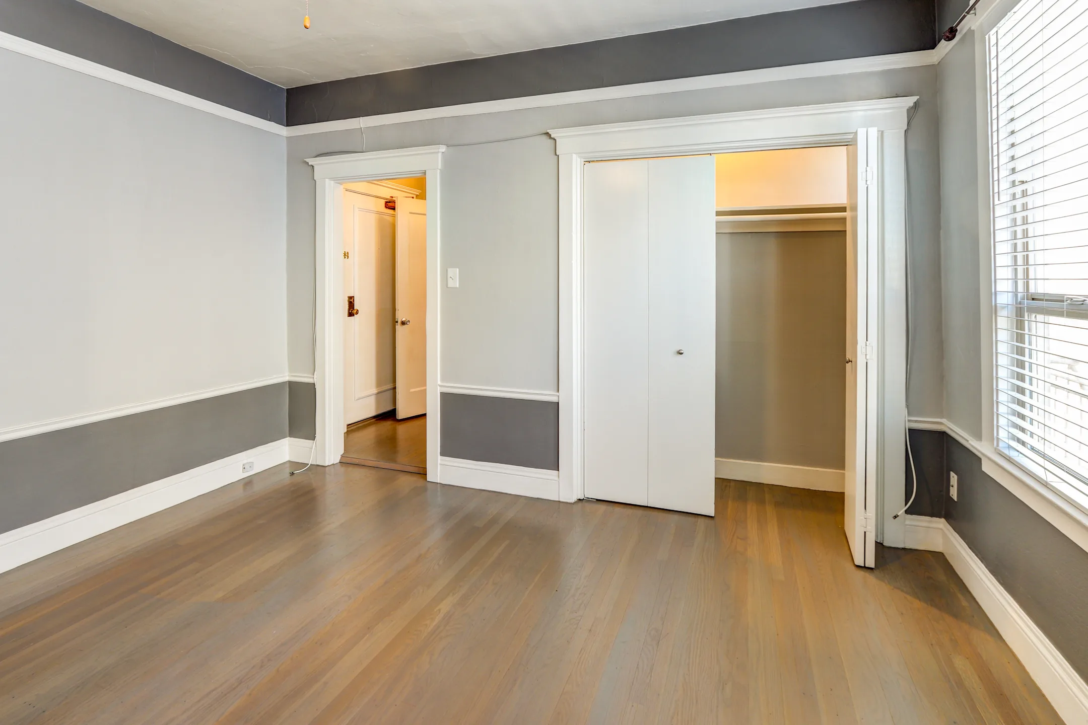 Living Room - Magland Arms Apartments - San Francisco, CA