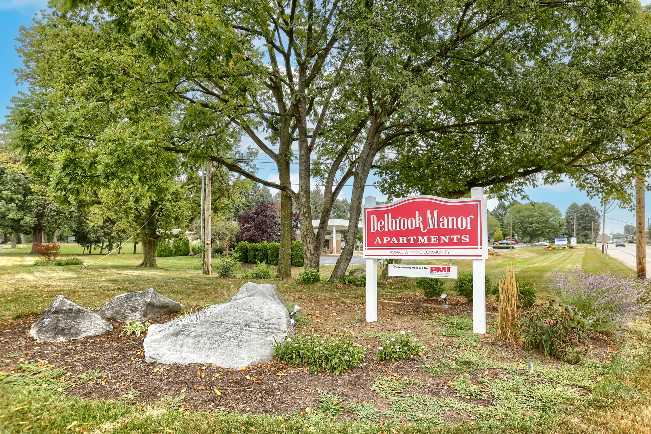 Community Signage - Delbrook Manor Apartments - Mechanicsburg, PA