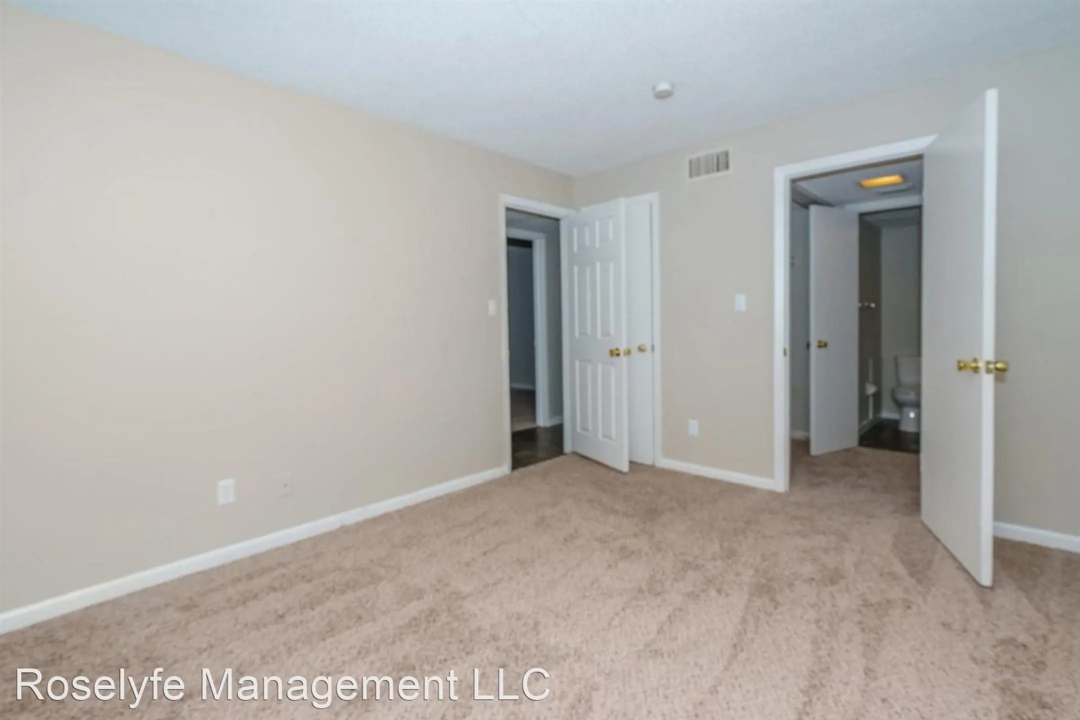 Bedroom - The Madeira - Saint Petersburg, FL
