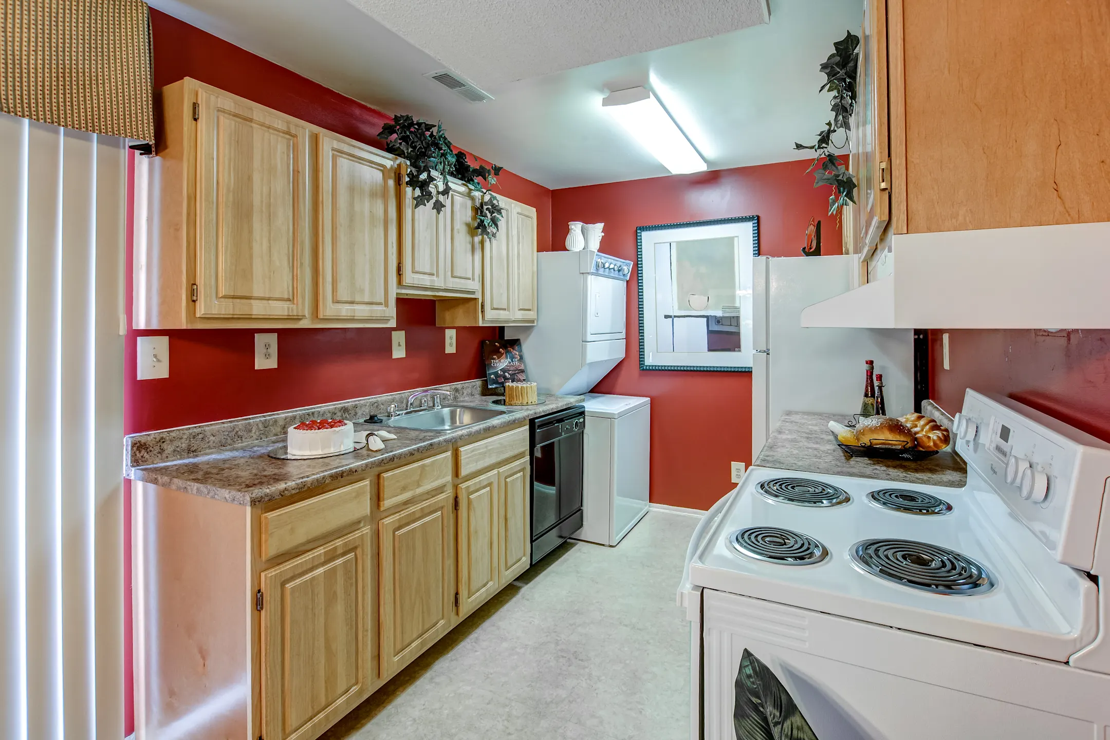 Howard Hills Townhomes 8800 Howard Hills Dr Savage, MD Apartments