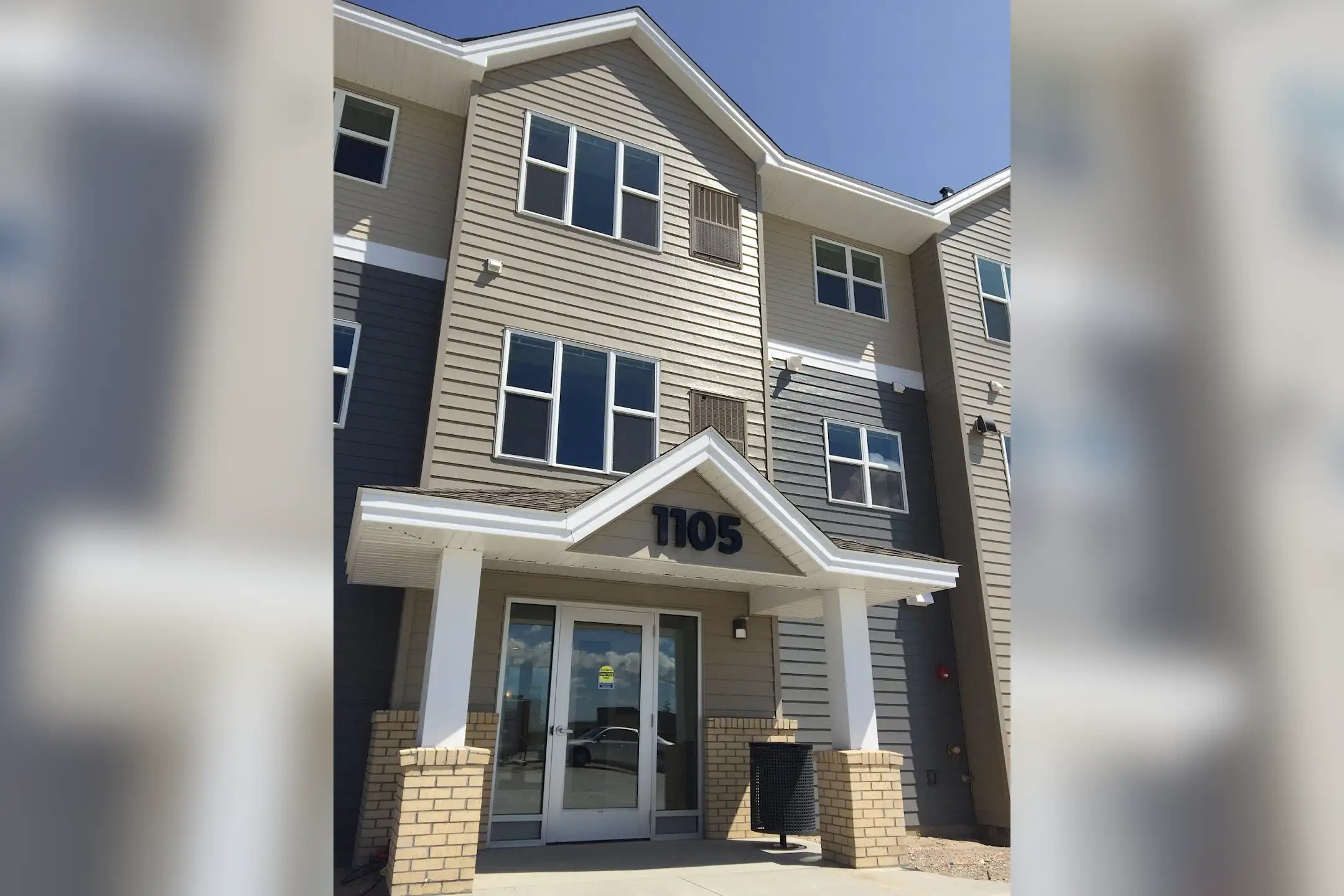 Tamarack Place Apartments 1105 3rd Avenue SW Roseau, MN Apartments