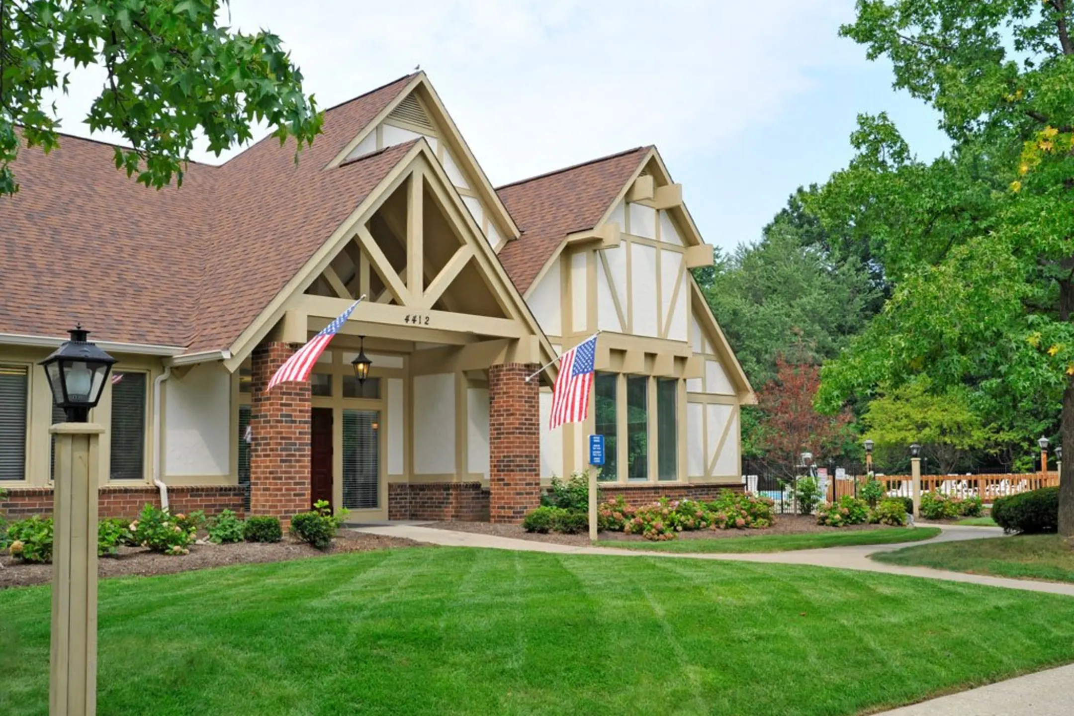 Eastgate Woods 4412 Eastwood Dr Batavia, OH Apartments for Rent Rent.