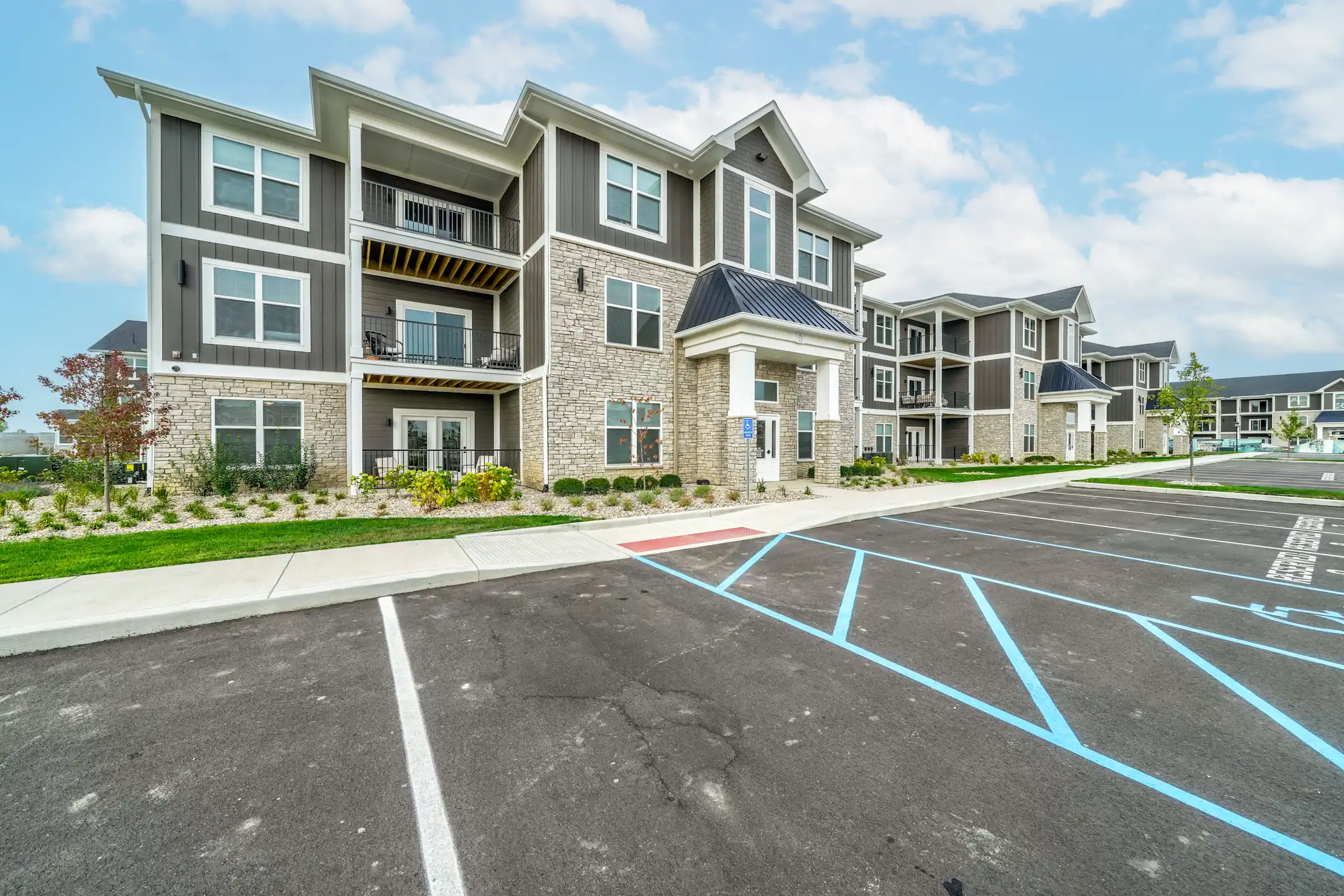 The E 5821 Elevated Way Whitestown, IN Apartments for Rent Rent.