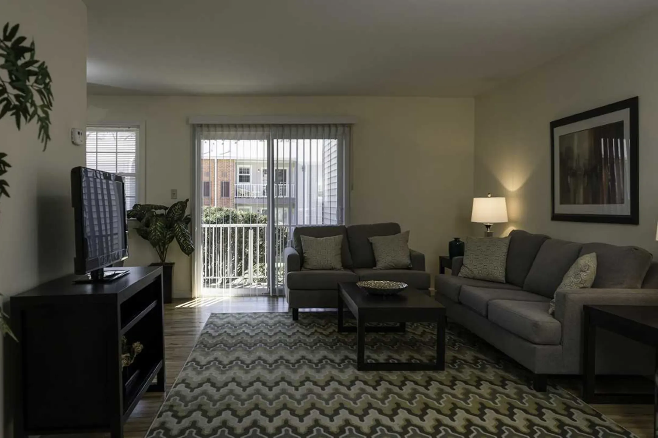 Newport Apartments 94 Robert Treat Dr Milford, CT Apartments for Rent Rent.