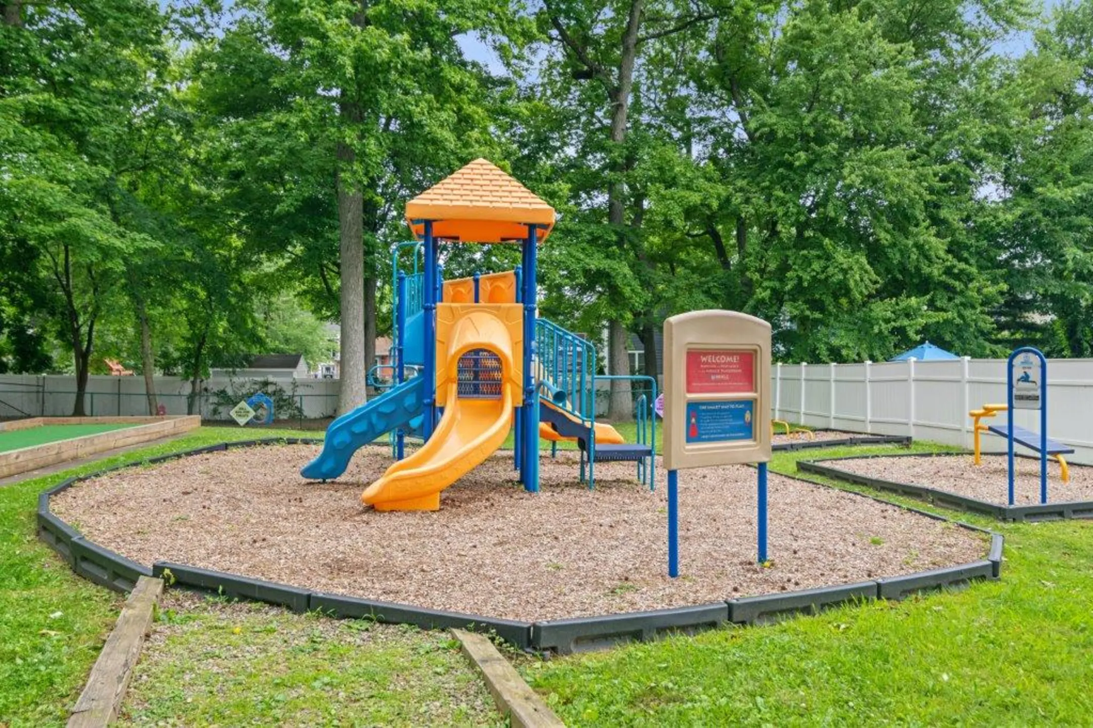Playground - Duncan Hill Apartments & Townhomes - Westfield, NJ