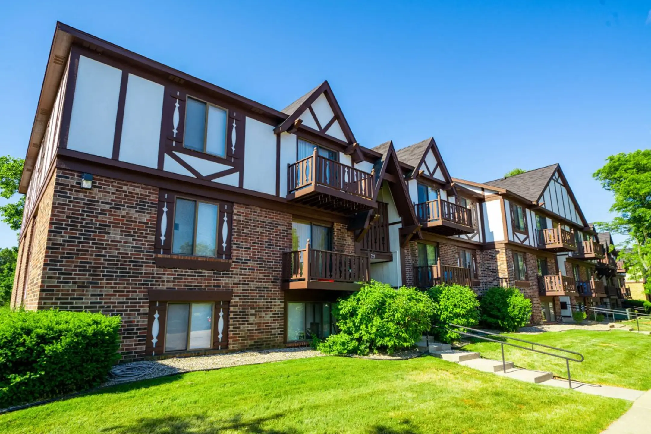 Fairlane Apartments Apartments Springfield, MI 49037