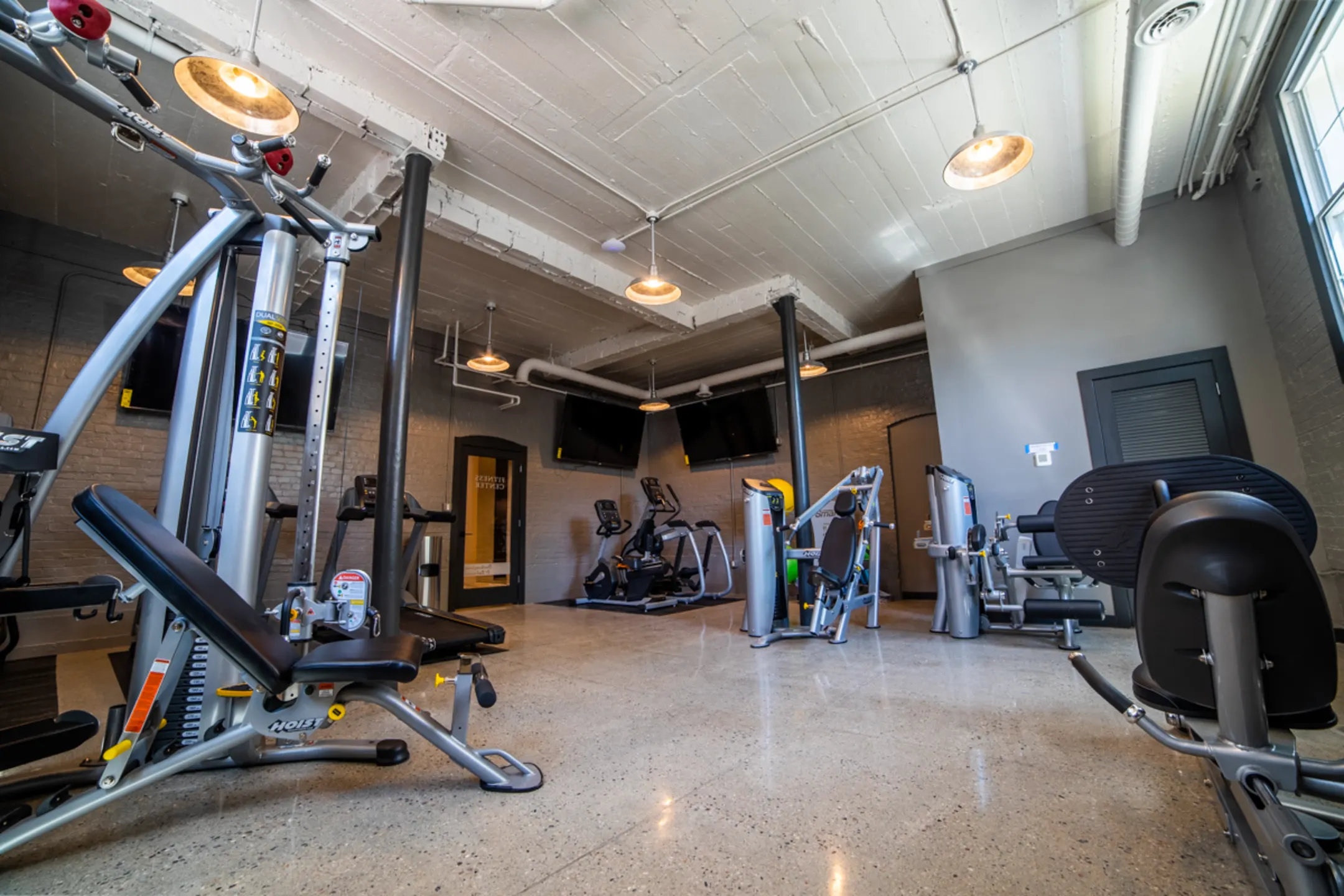 Fitness Weight Room - Buckingham Balmoral - Indianapolis, IN