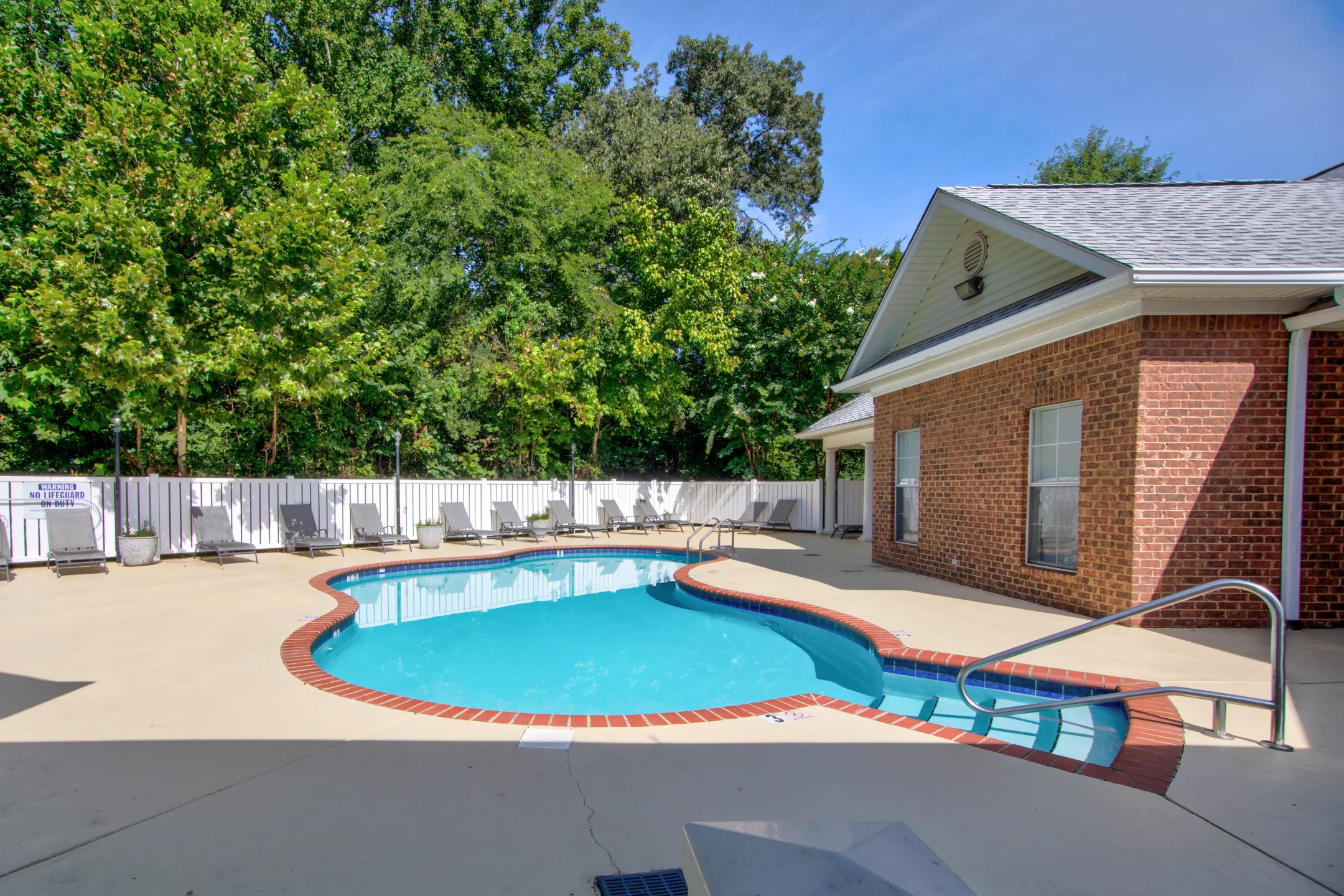 Chapel Creek Apartments Fultondale, AL 35068
