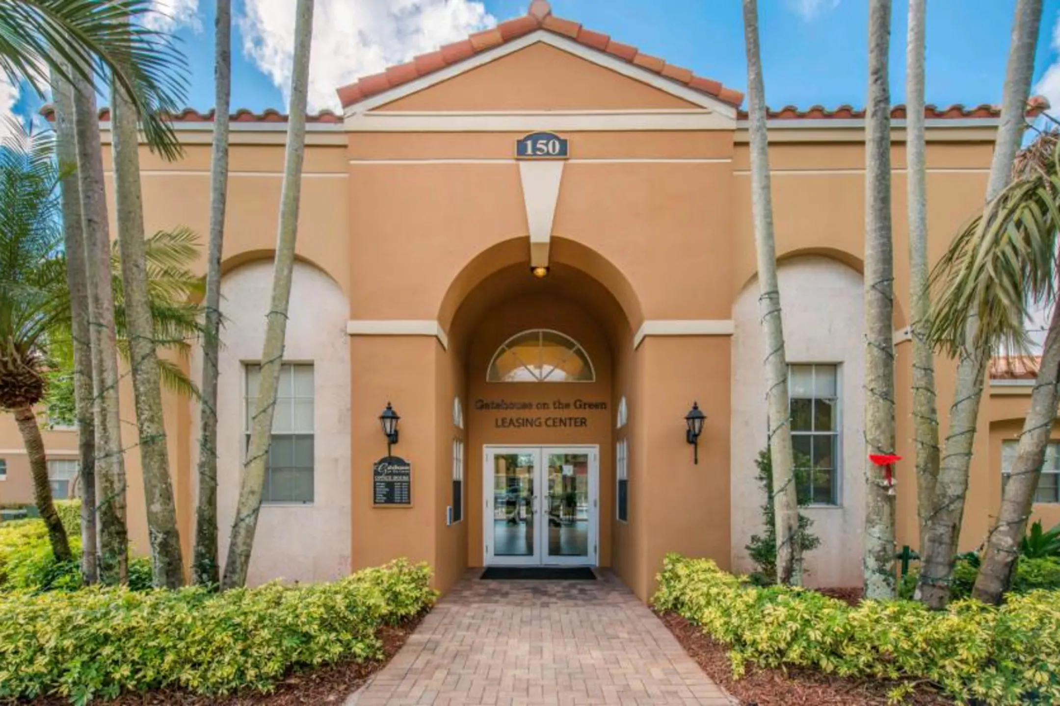 Clubhouse - Gatehouse on the Green Apartments - Plantation, FL