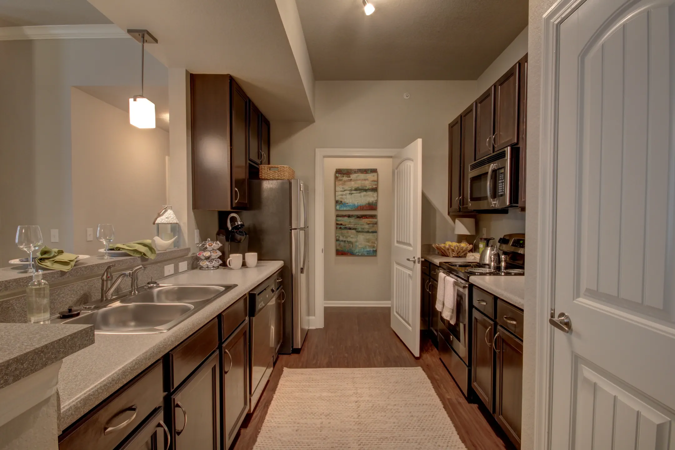 Kitchen - Waterview Luxury Apartments - Youngsville, LA