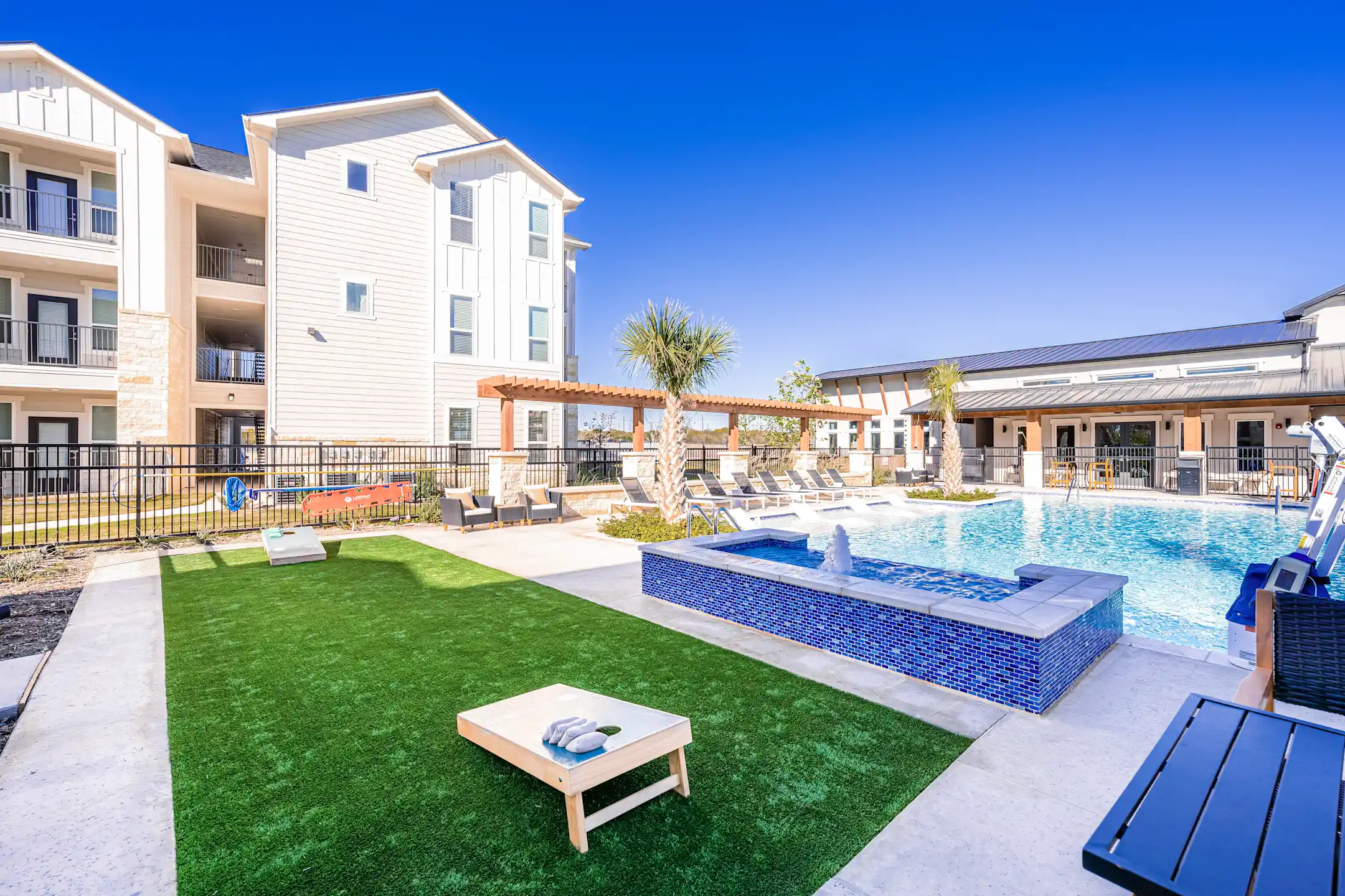 Paloma Apartments 4398 West Vasquez Circle Converse, TX Apartments