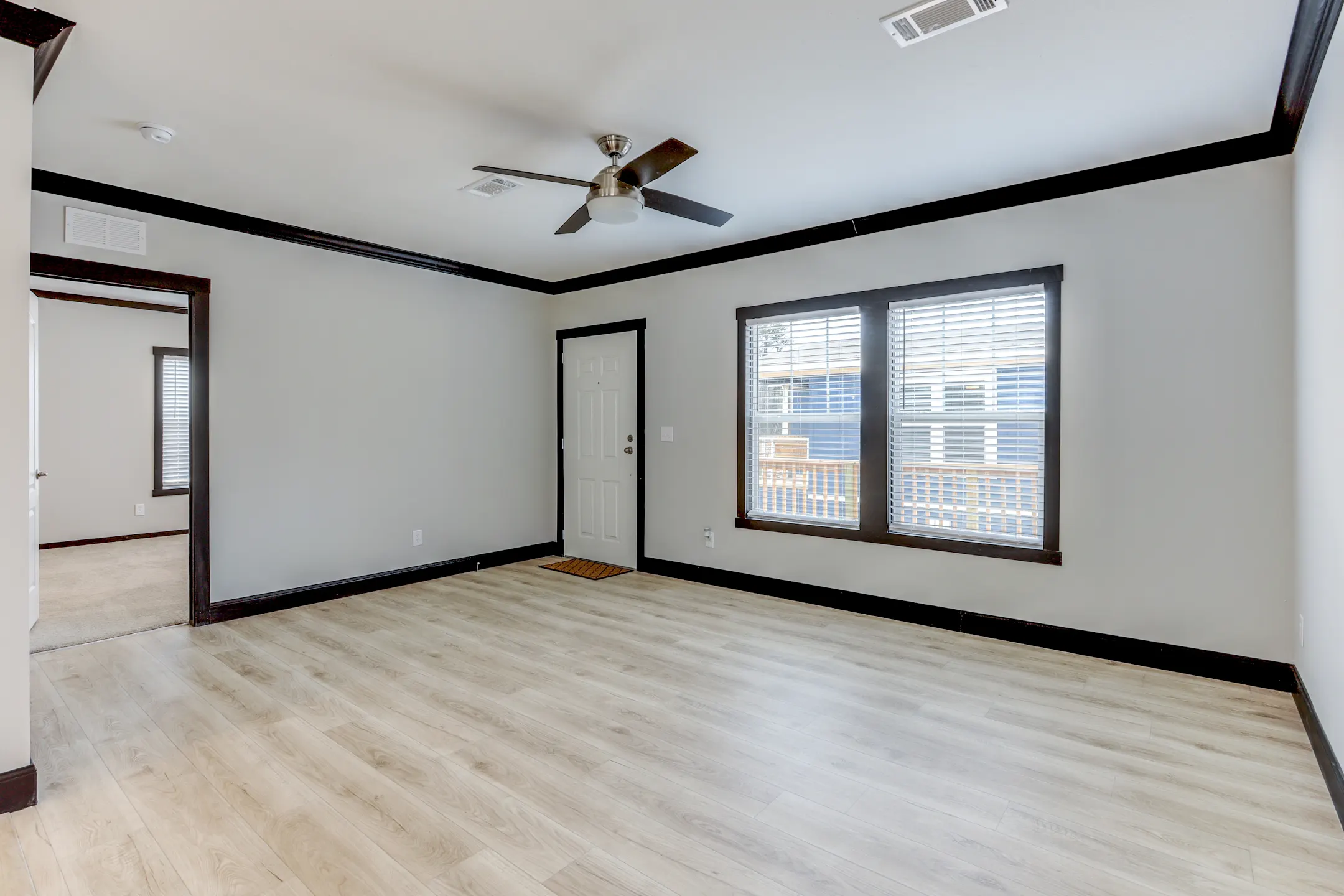 Living Room - Pine Acre Trails - Conroe, TX