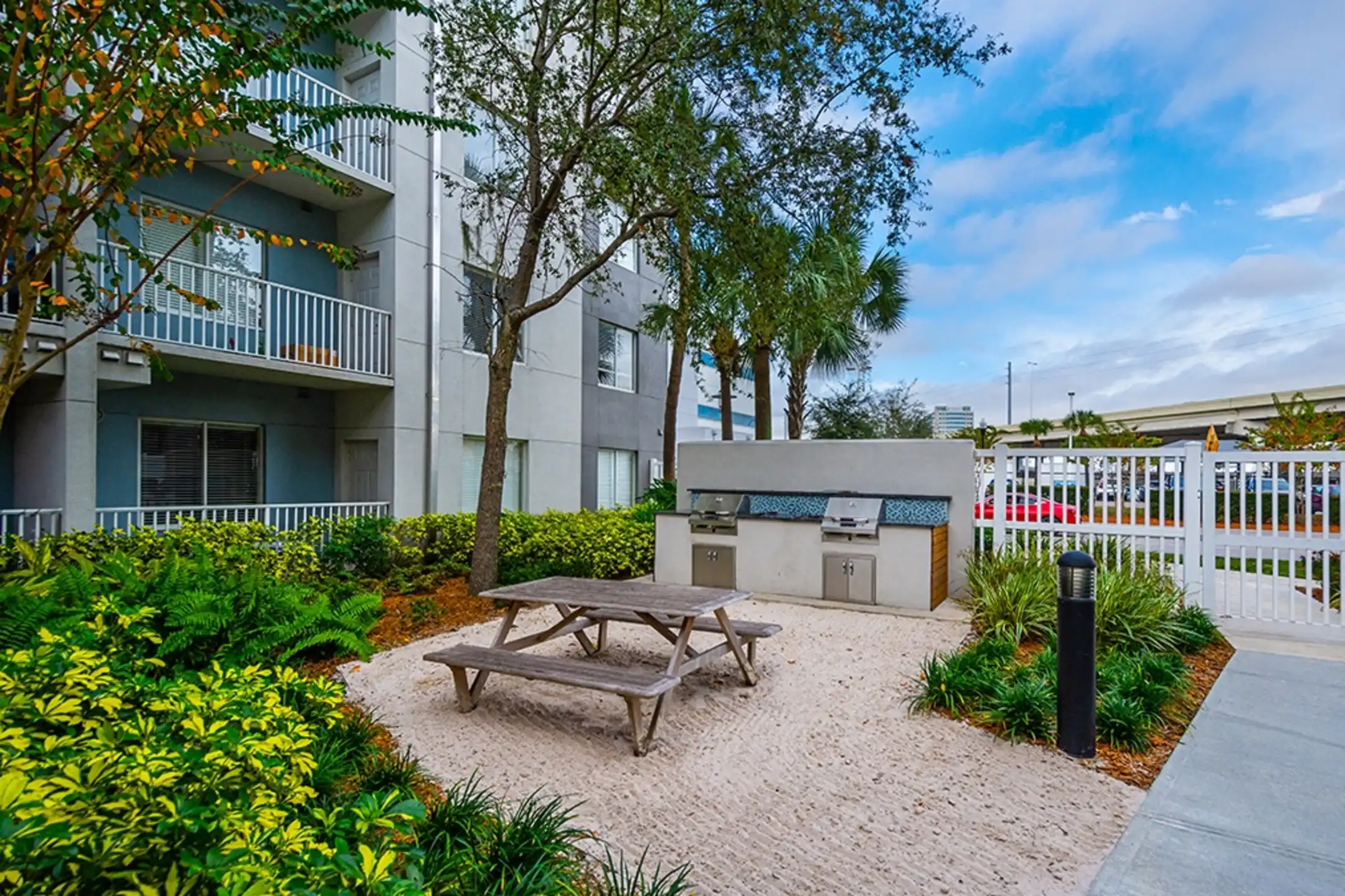 Bell Channelside Apartments Tampa, FL 33602