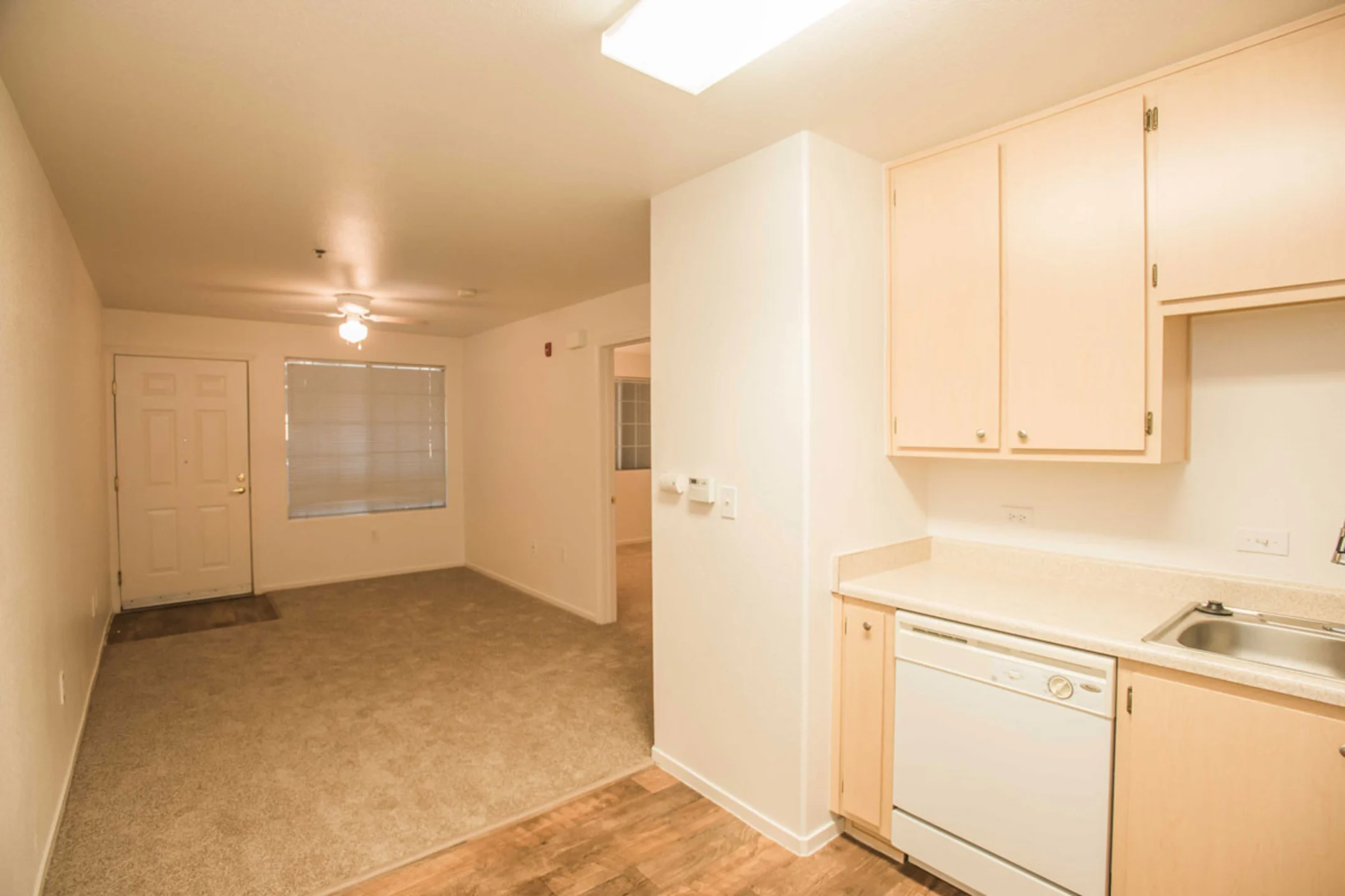 Carefree Senior Living at Natomas Apartments Sacramento, CA 95835