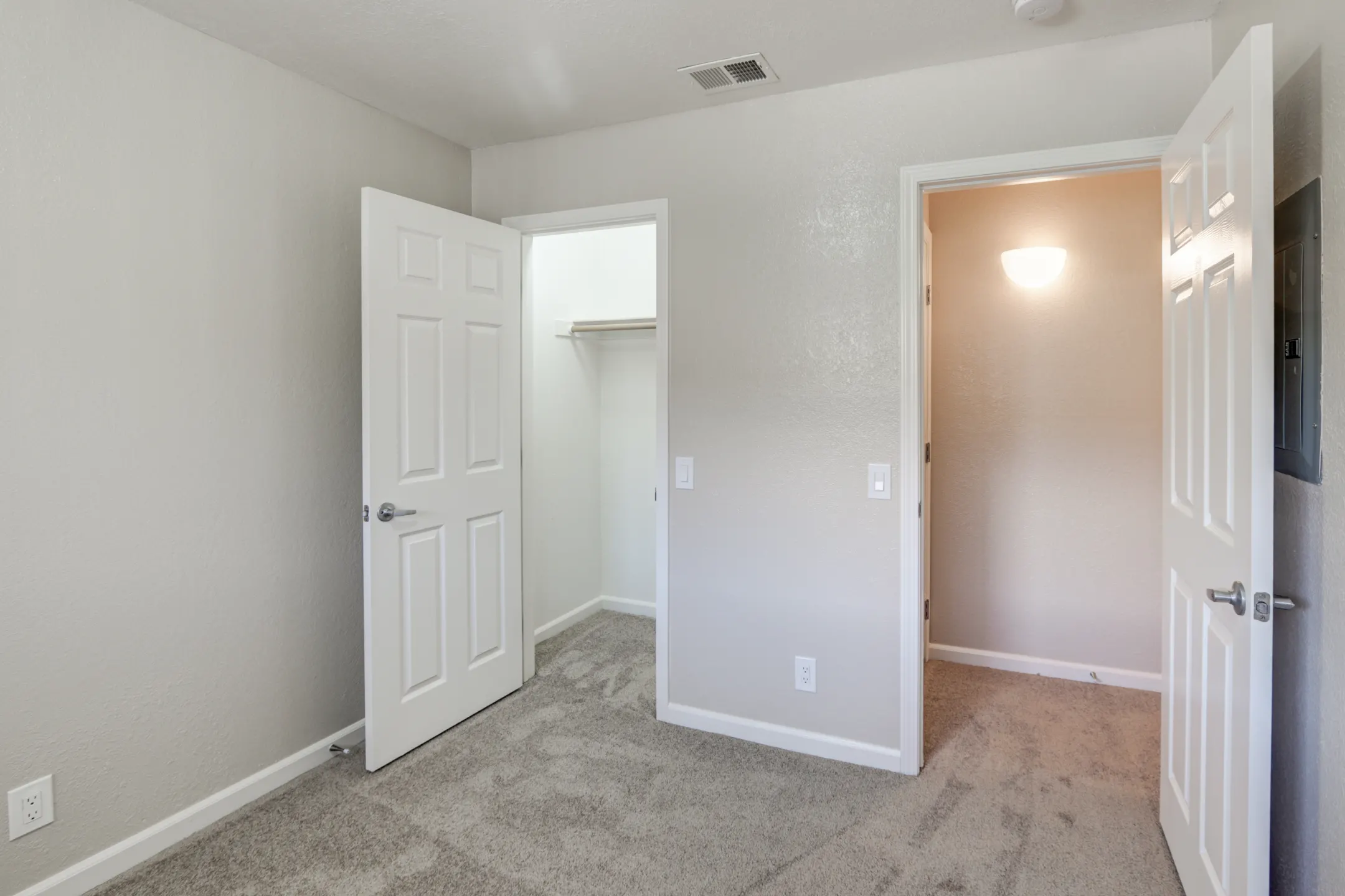 Bedroom - CityPlace Apartments - Concord, CA