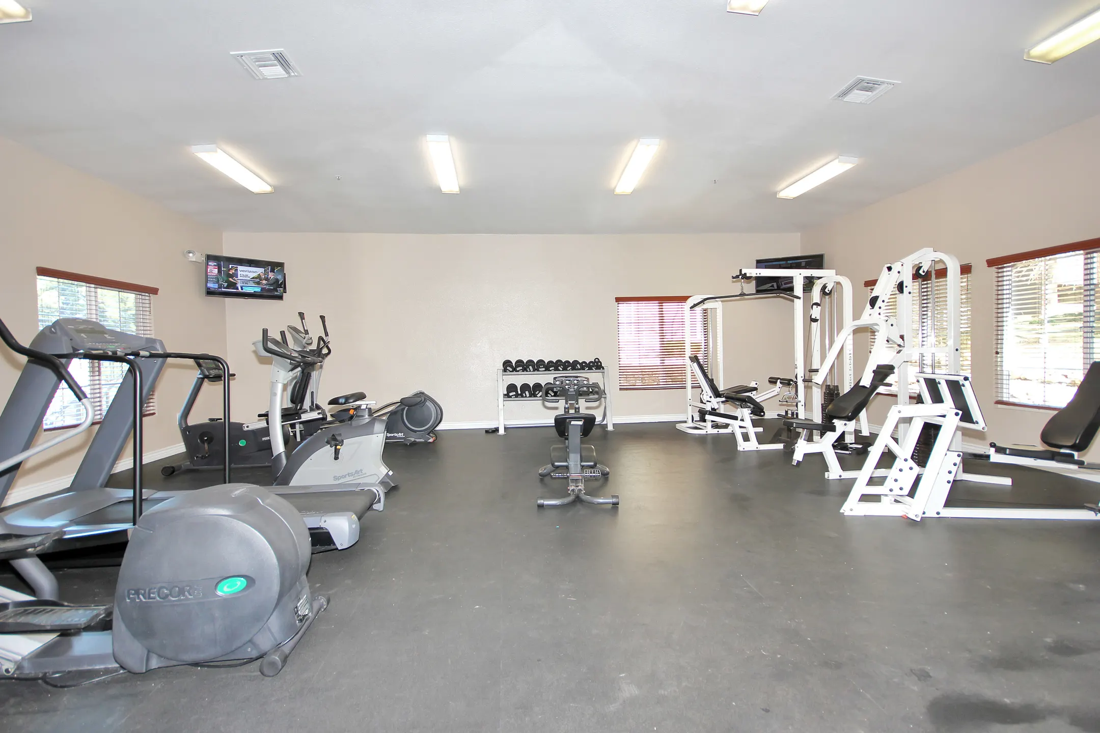 Fitness Weight Room - Table Rock Apartments - Flagstaff, AZ