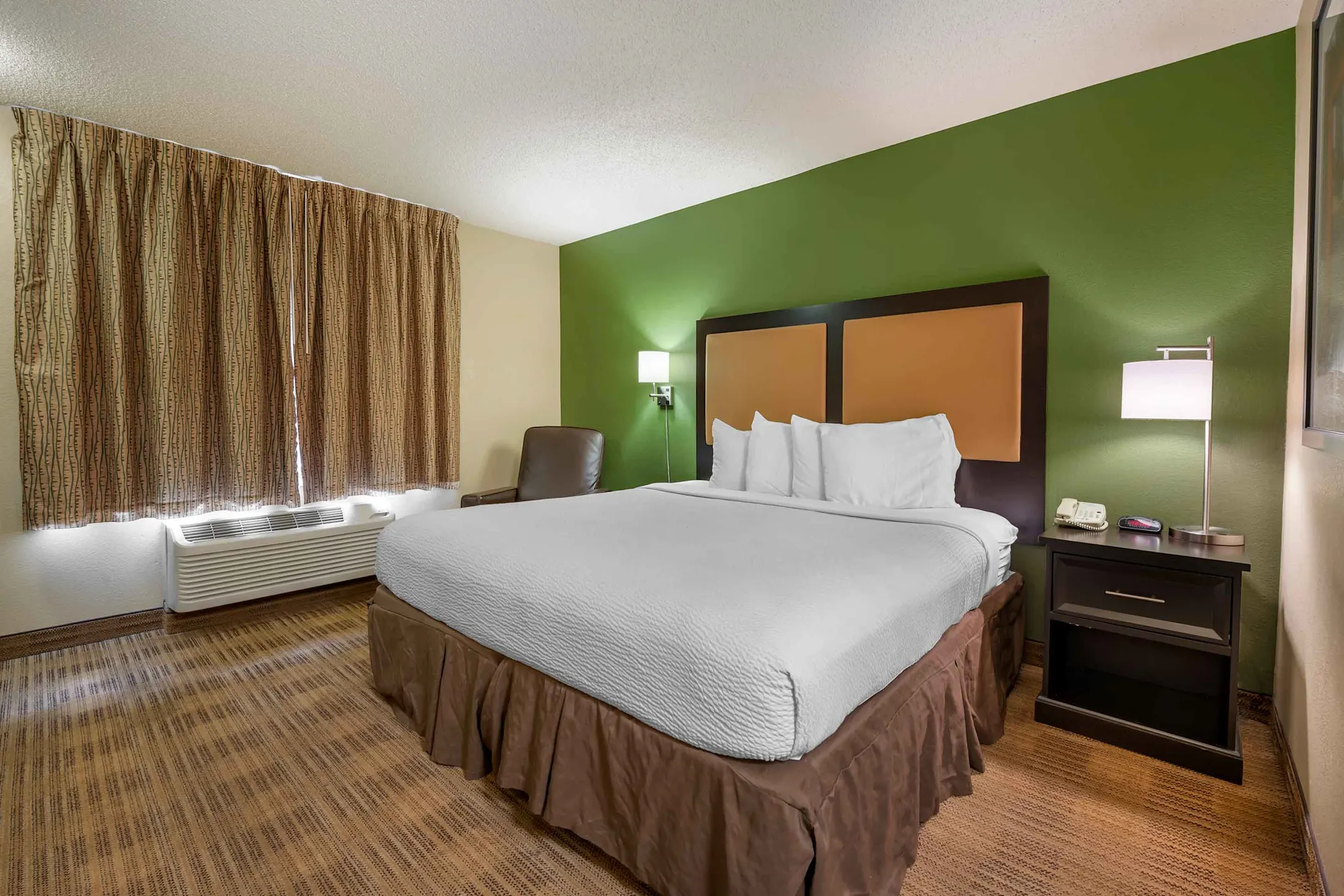 Bedroom - Furnished Studio - Dayton - North - Dayton, OH