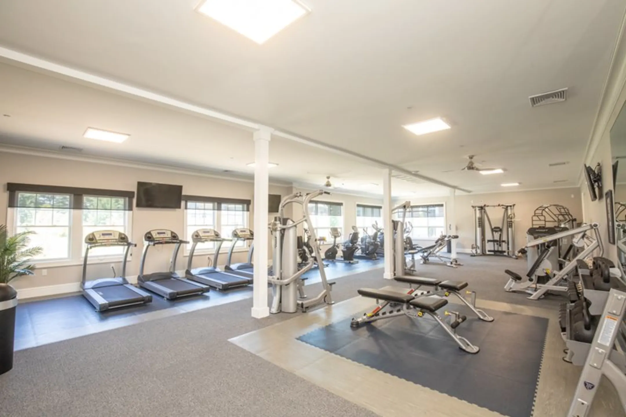 Pondview Estates 100 Julia Drive Wharton, NJ Apartments for Rent