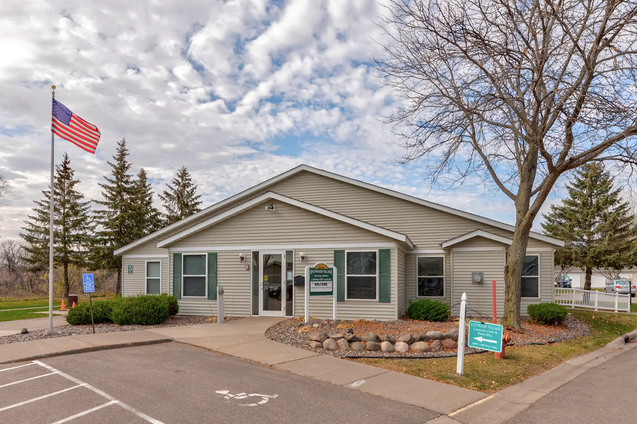 Eastwood Village Senior Townhomes Townhomes Oakdale, MN 55128