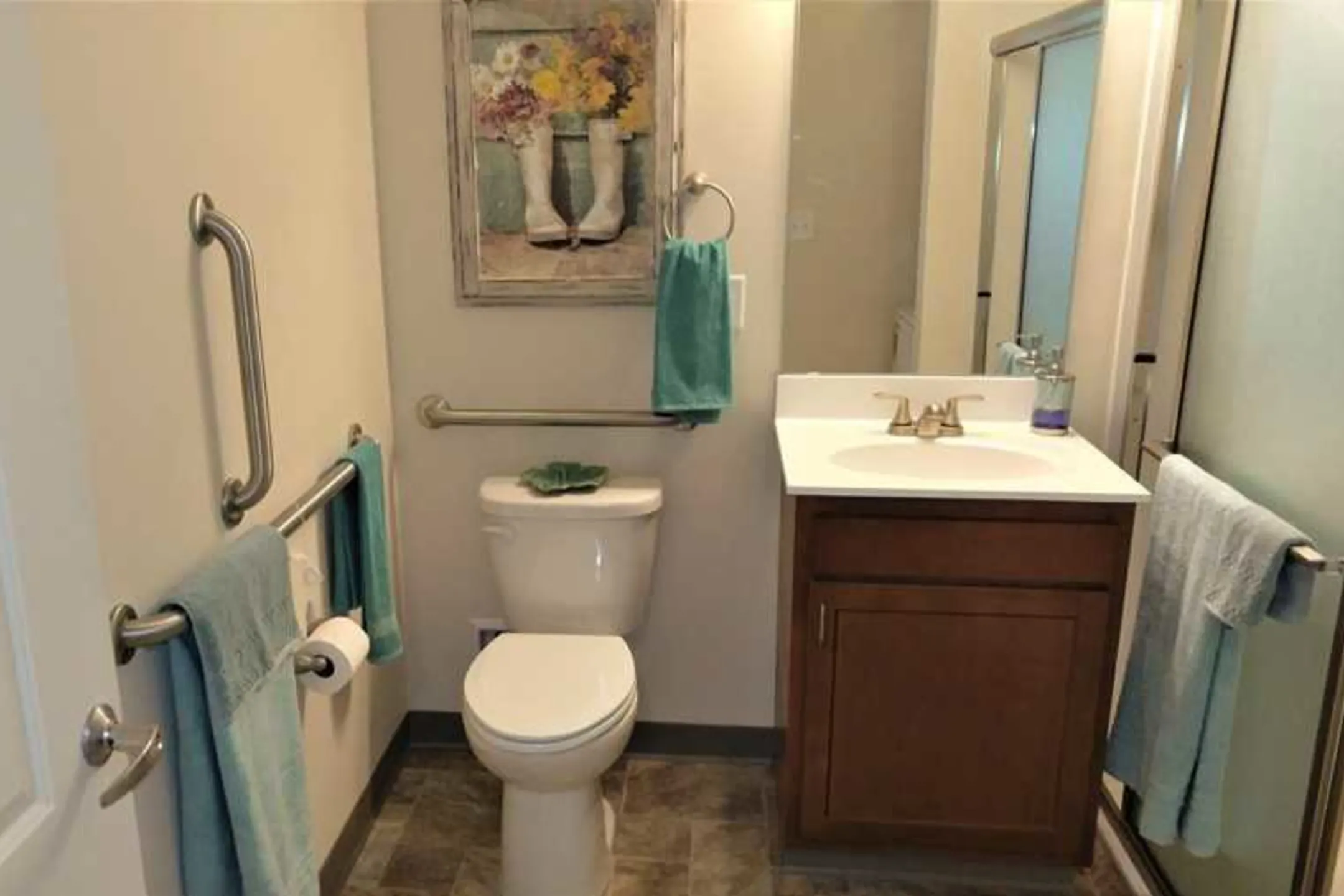 Bathroom - Lorain Pointe Senior Apartments - Lorain, OH