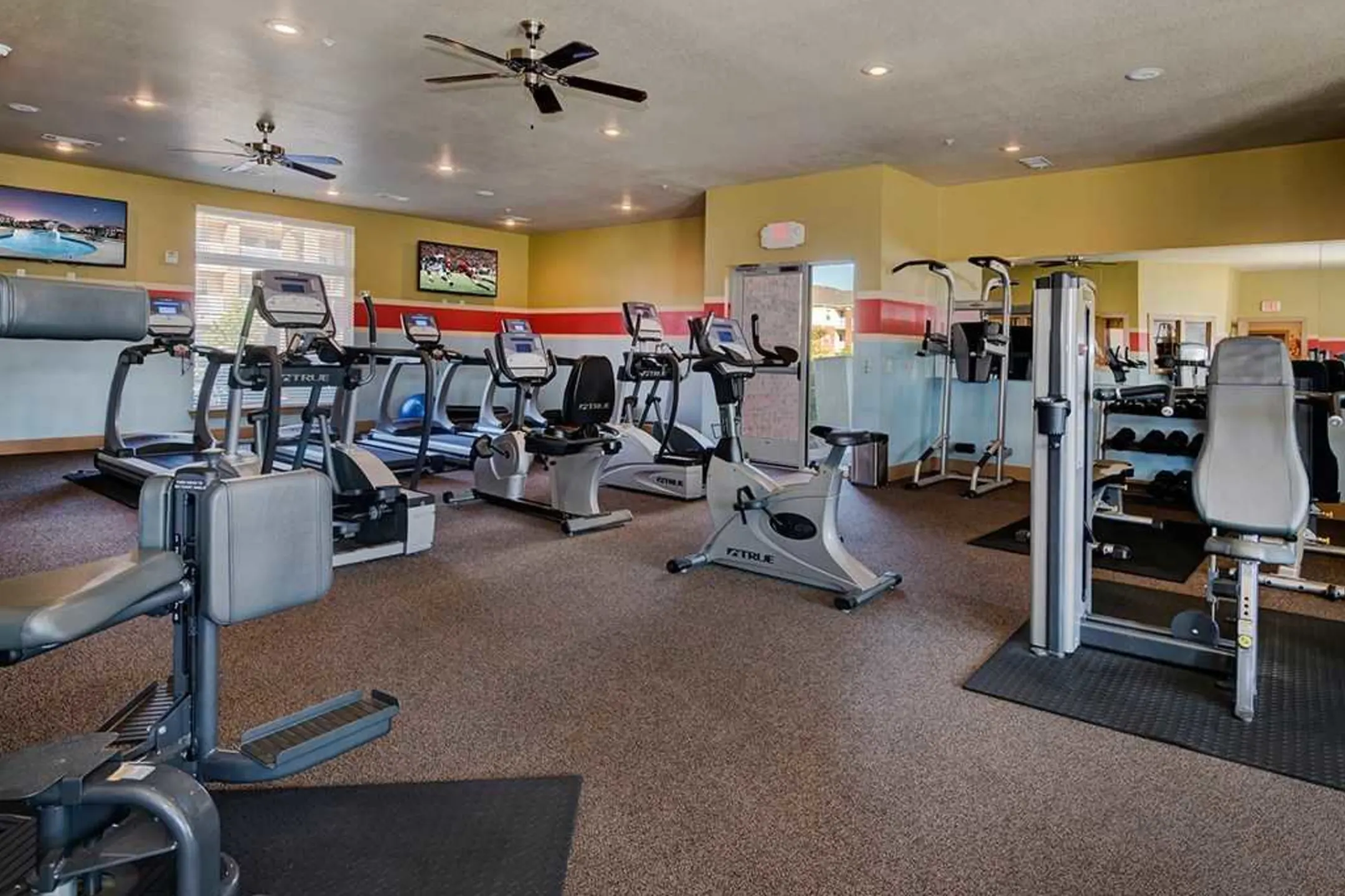 Fitness Weight Room - The Trails at Rockwell - Oklahoma City, OK