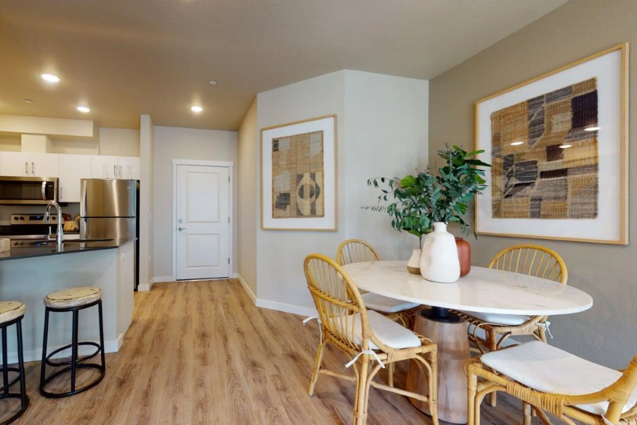 Dining Room - West End District - Beaverton, OR