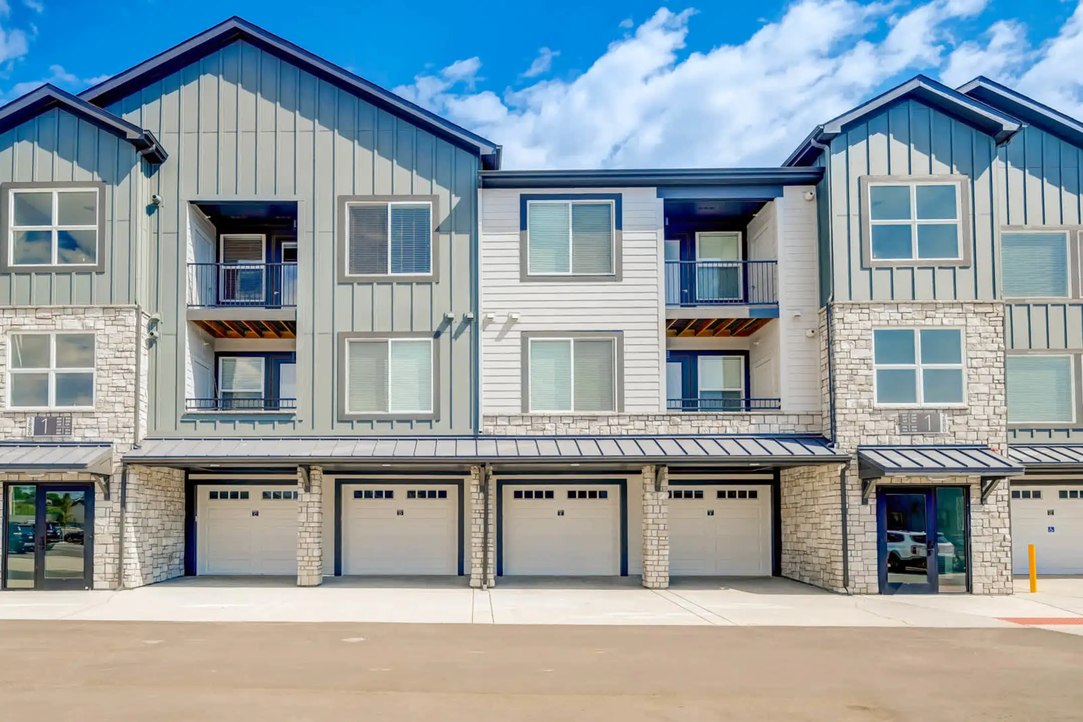 Savanna Nine Mile Apartments Erie, CO 80516