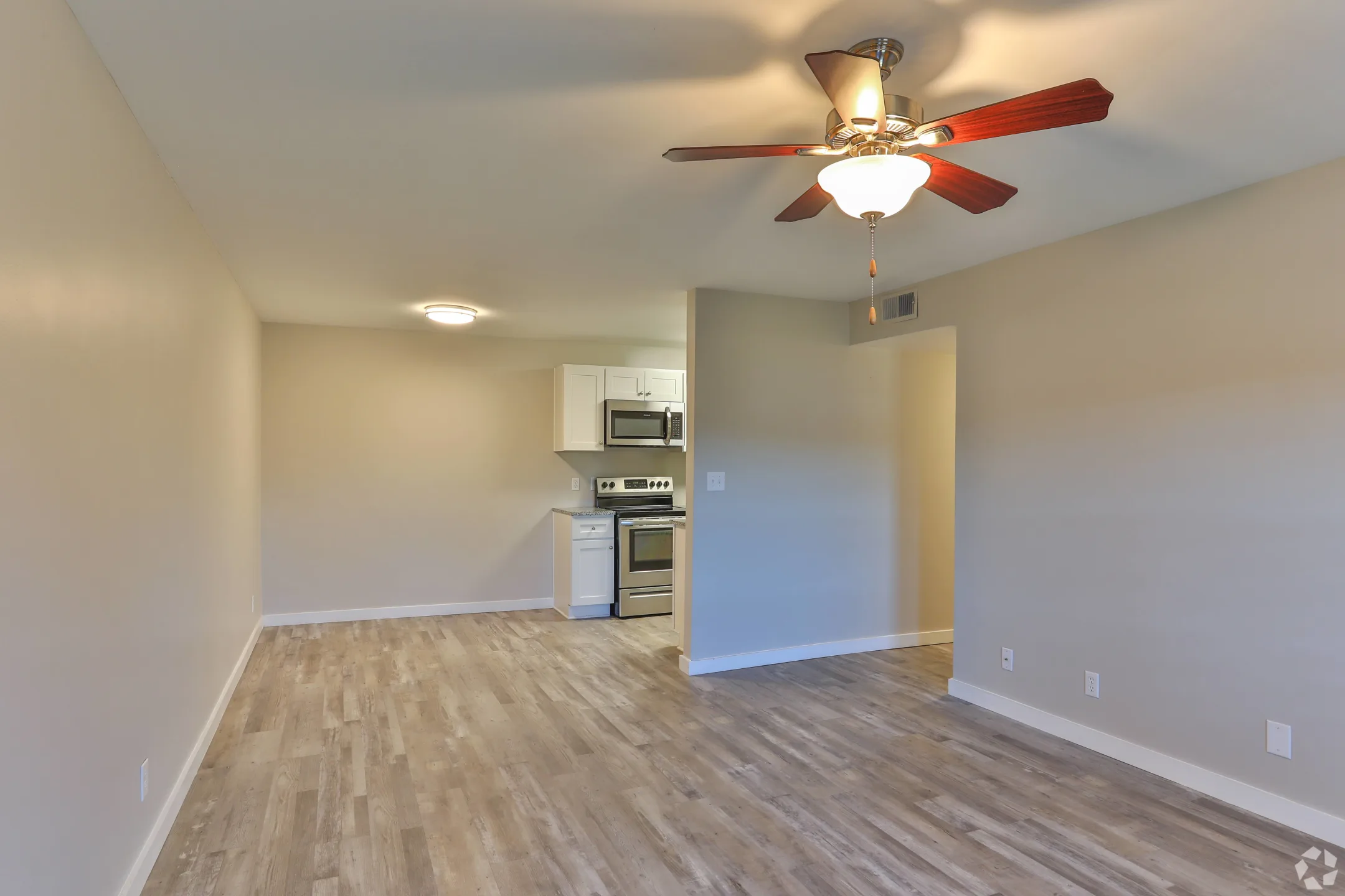 2207 North Apartments - 2207 Wade Hampton Blvd | Greenville, SC for ...